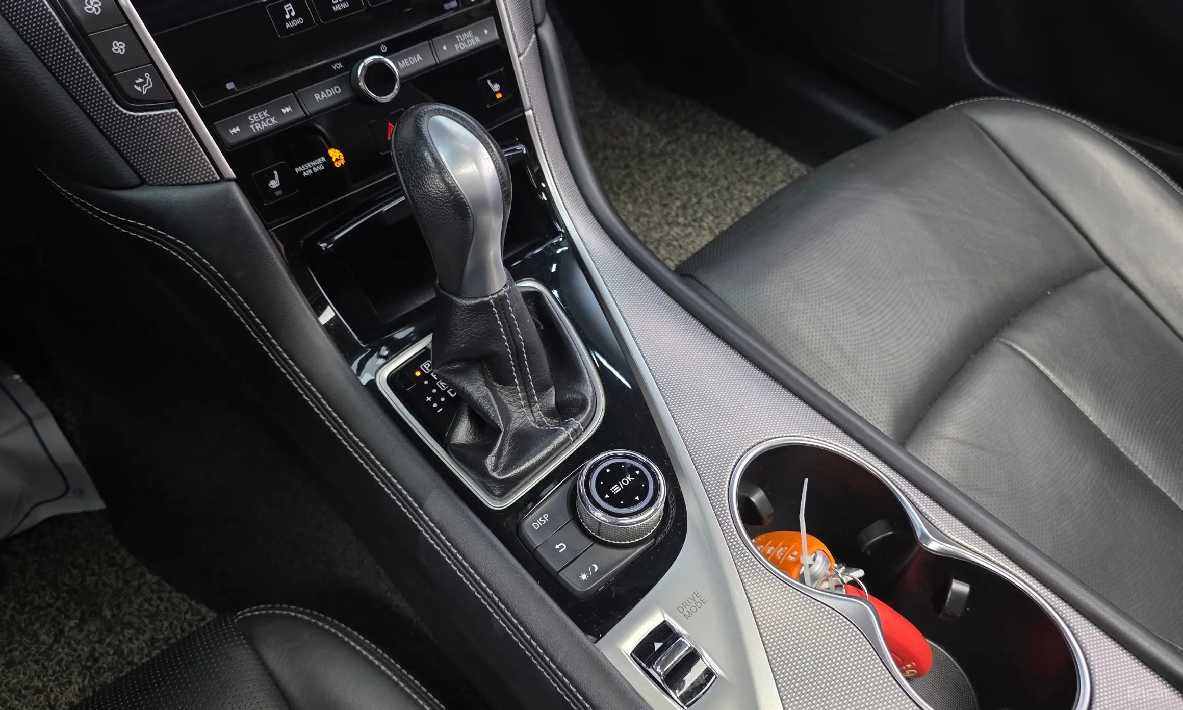 Infiniti Q50 превью 9