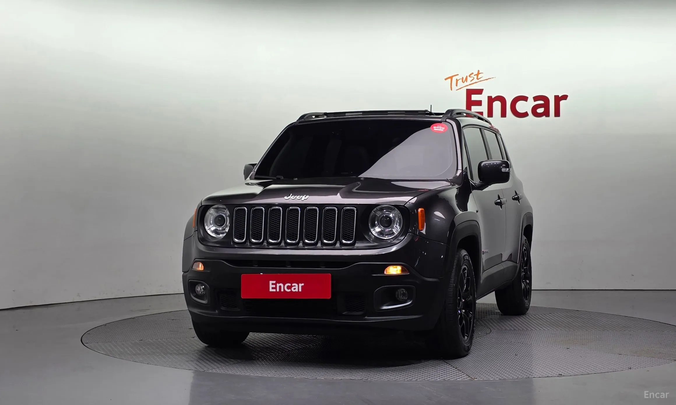 Jeep Renegade превью 3