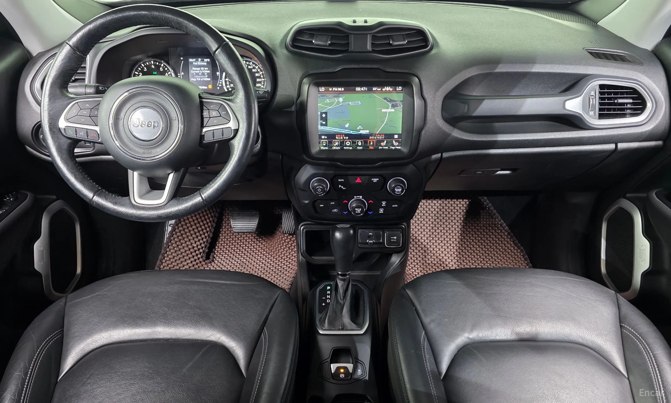 Jeep Renegade превью 7