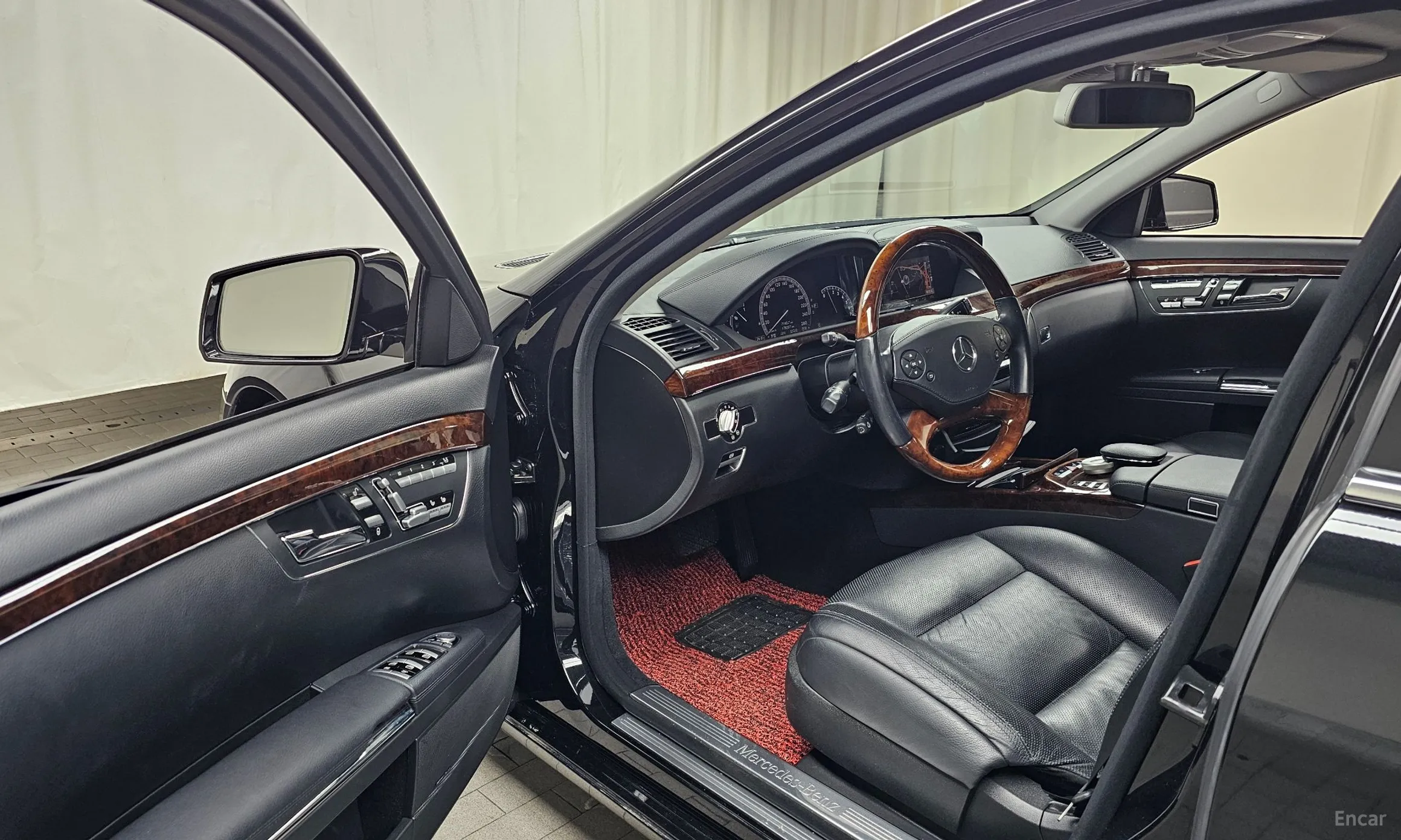 Mercedes Benz S-Class W221 превью 10
