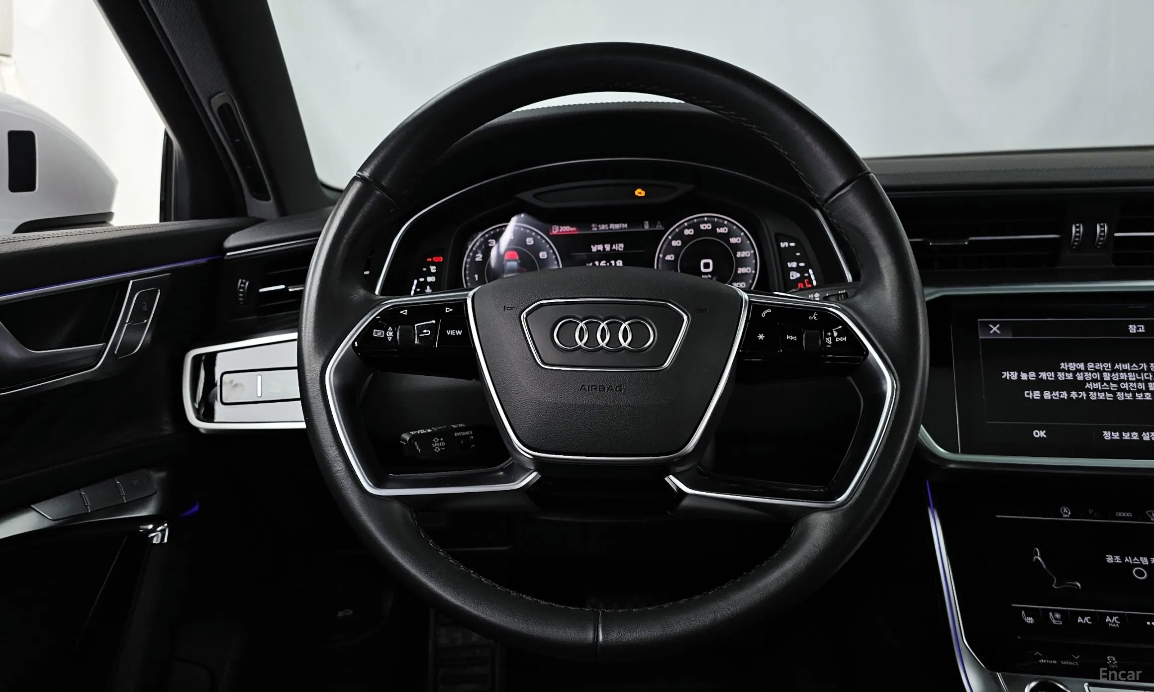Audi A6 (C8) превью 13