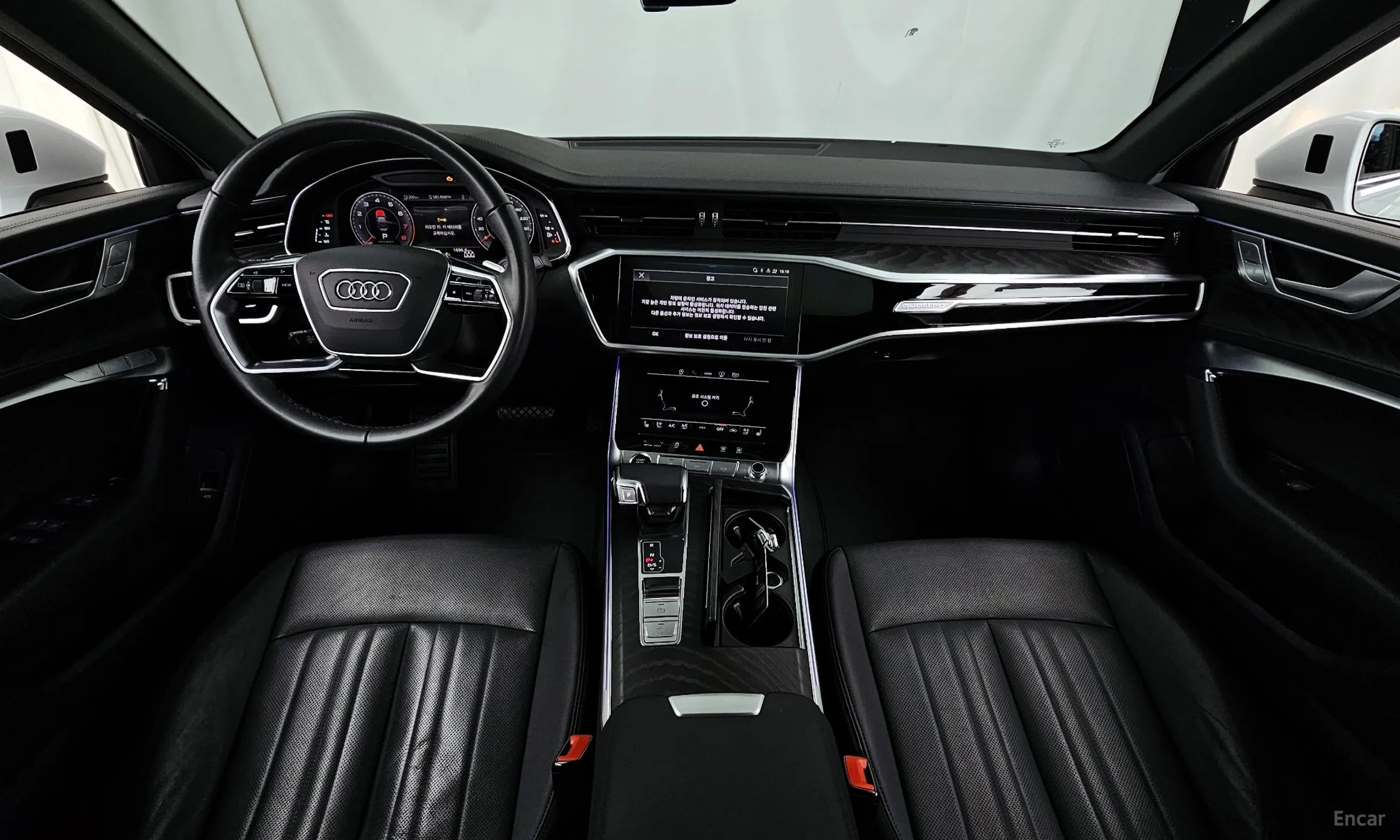Audi A6 (C8) превью 7