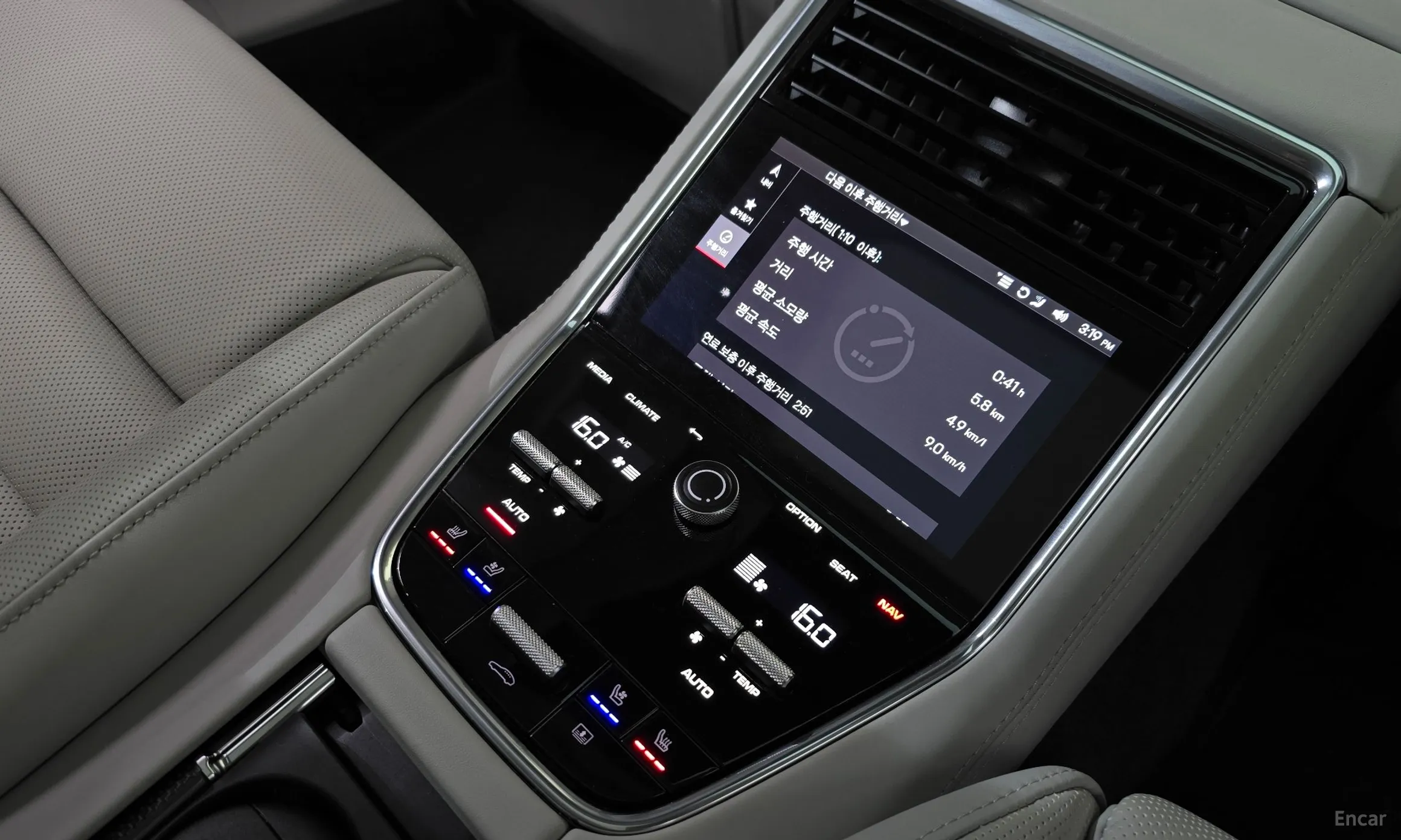 Porsche Panamera (971) превью 18