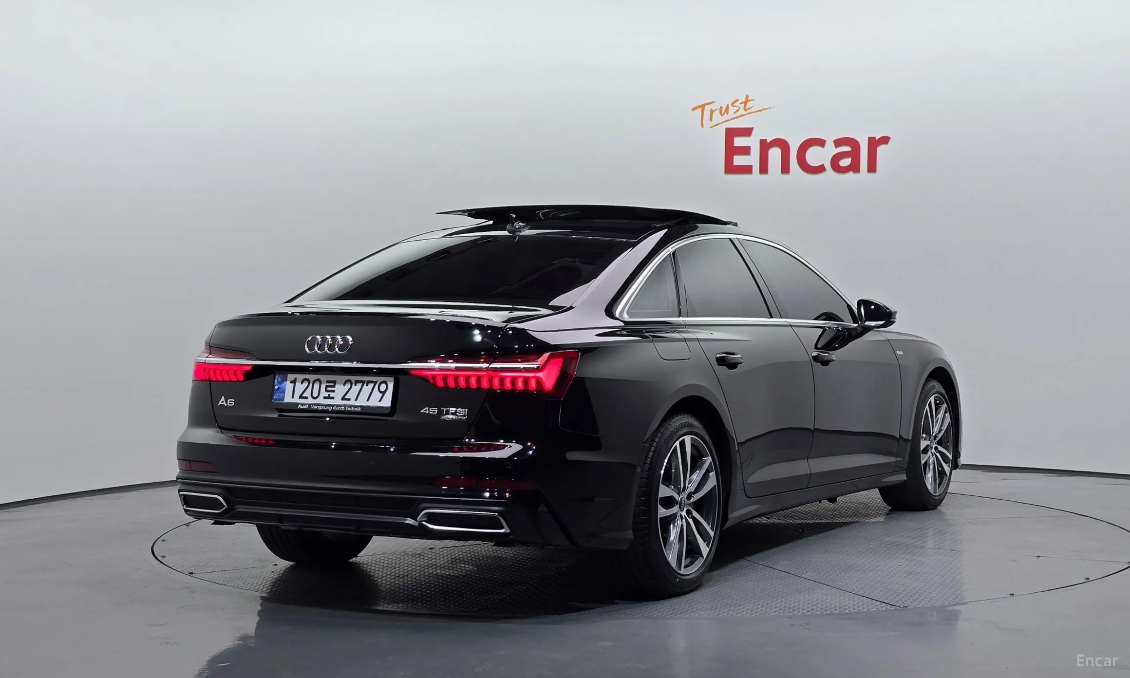Audi A6 (C8)