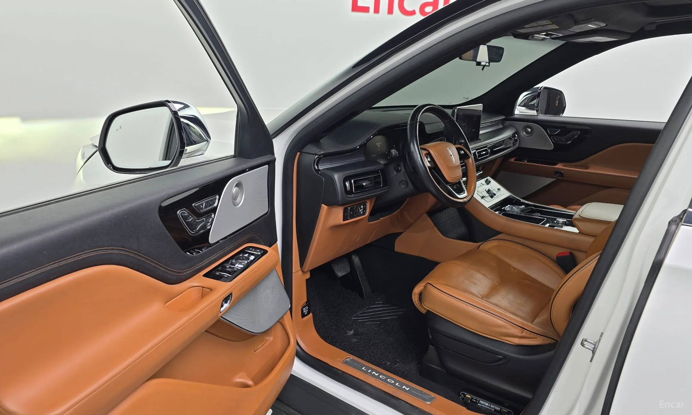 Lincoln Aviator 2nd Generation превью 10