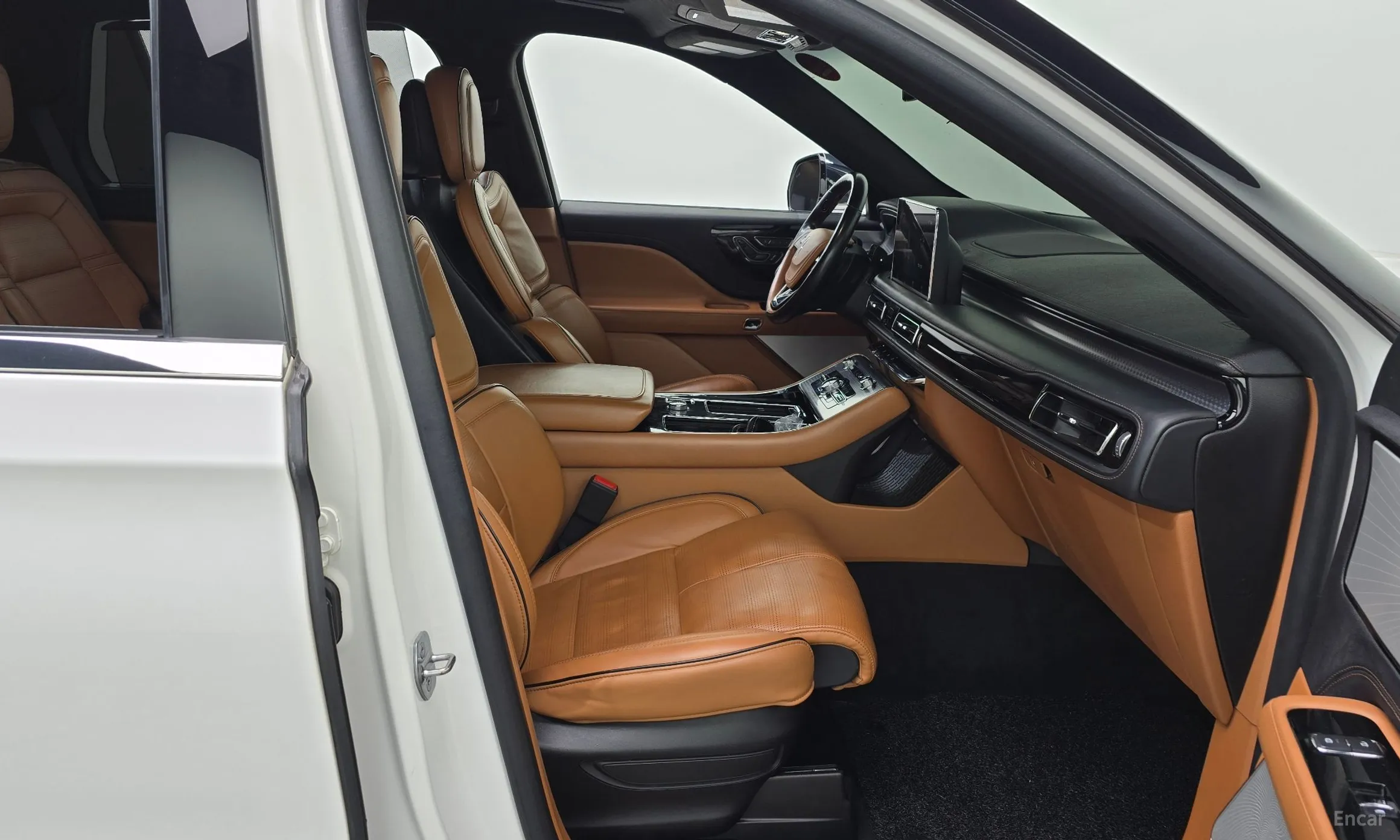 Lincoln Aviator 2nd Generation превью 11