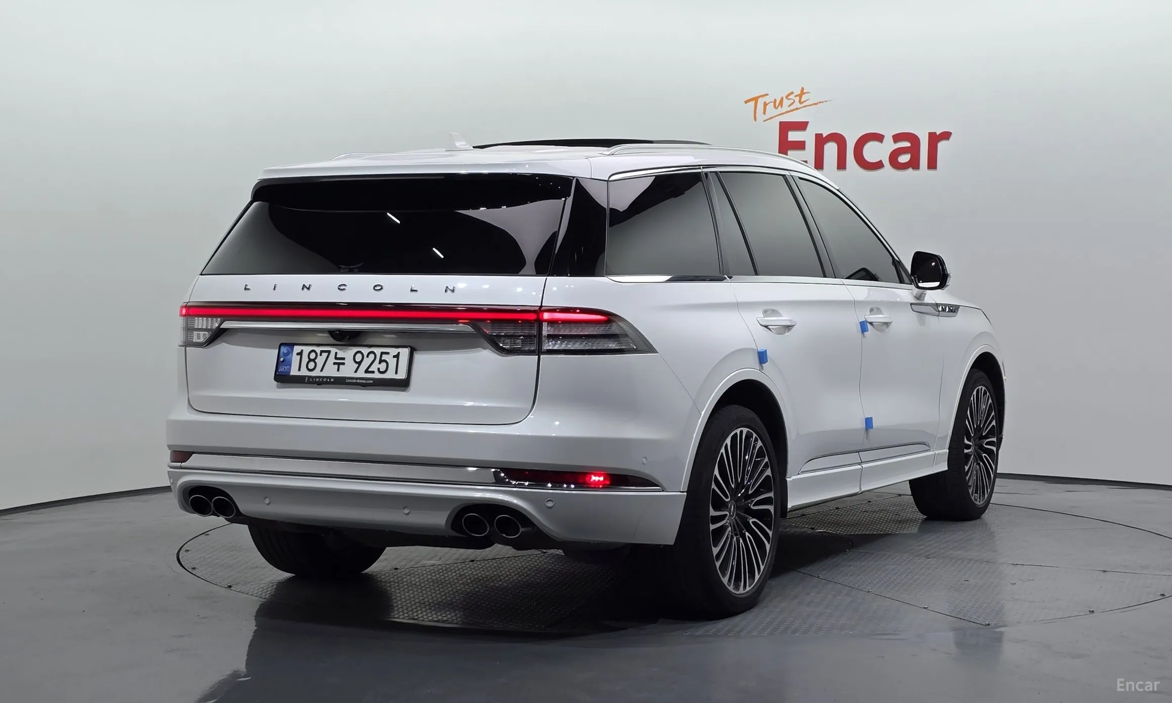 Lincoln Aviator 2nd Generation превью 2