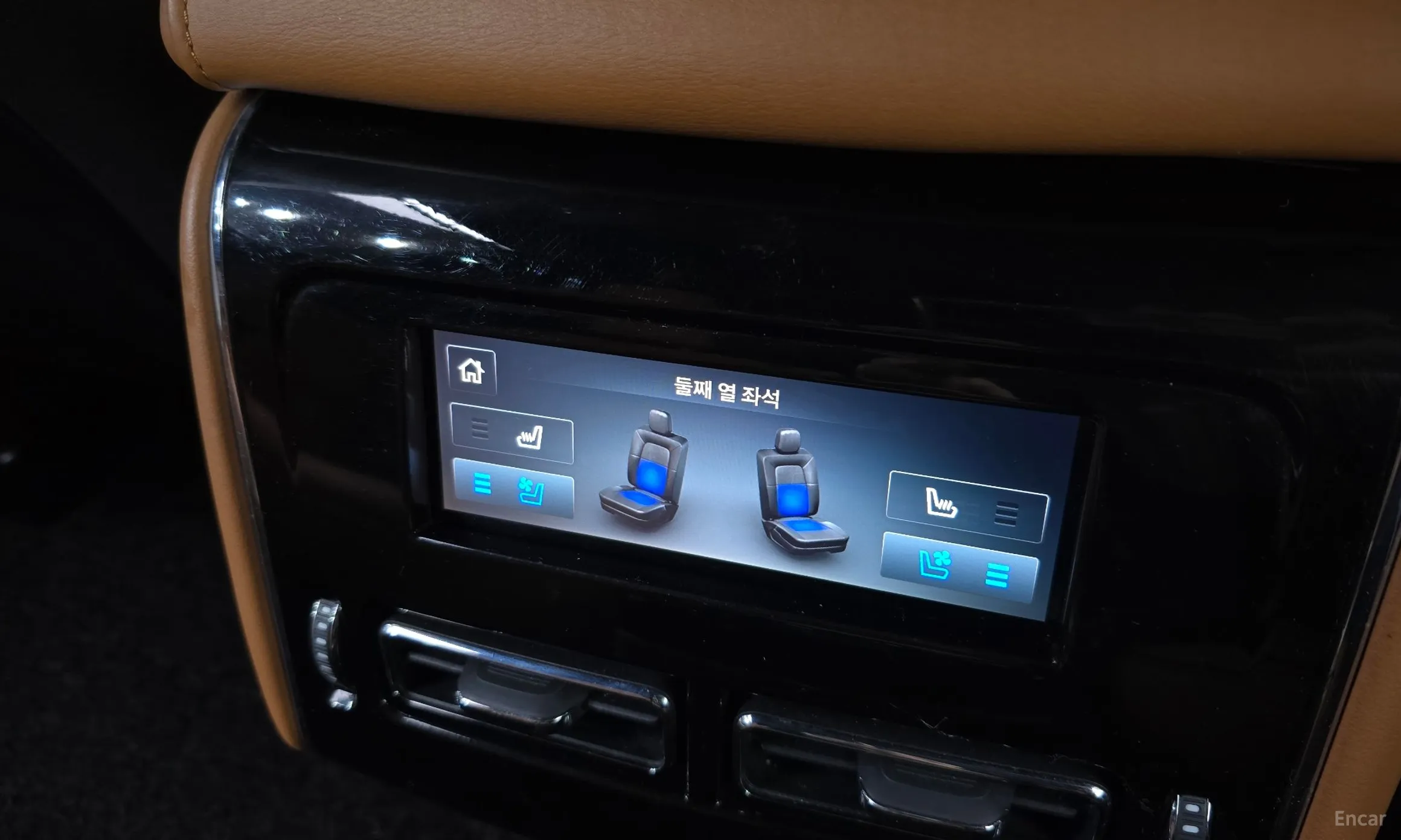 Lincoln Aviator 2nd Generation превью 18