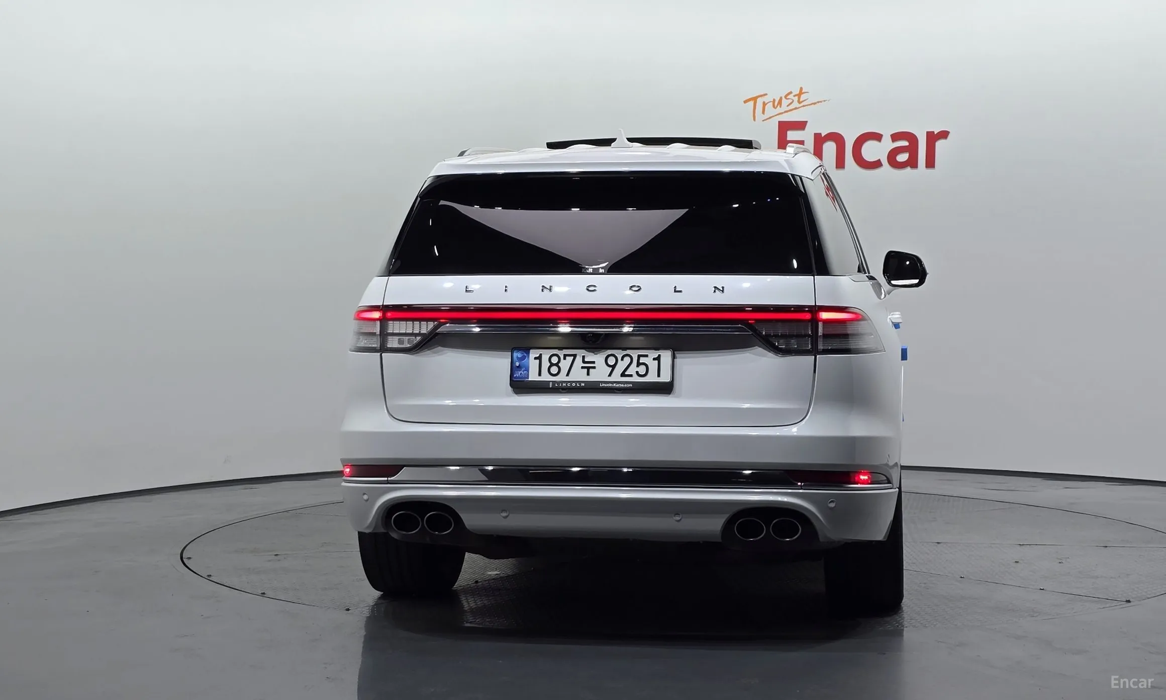 Lincoln Aviator 2nd Generation превью 4