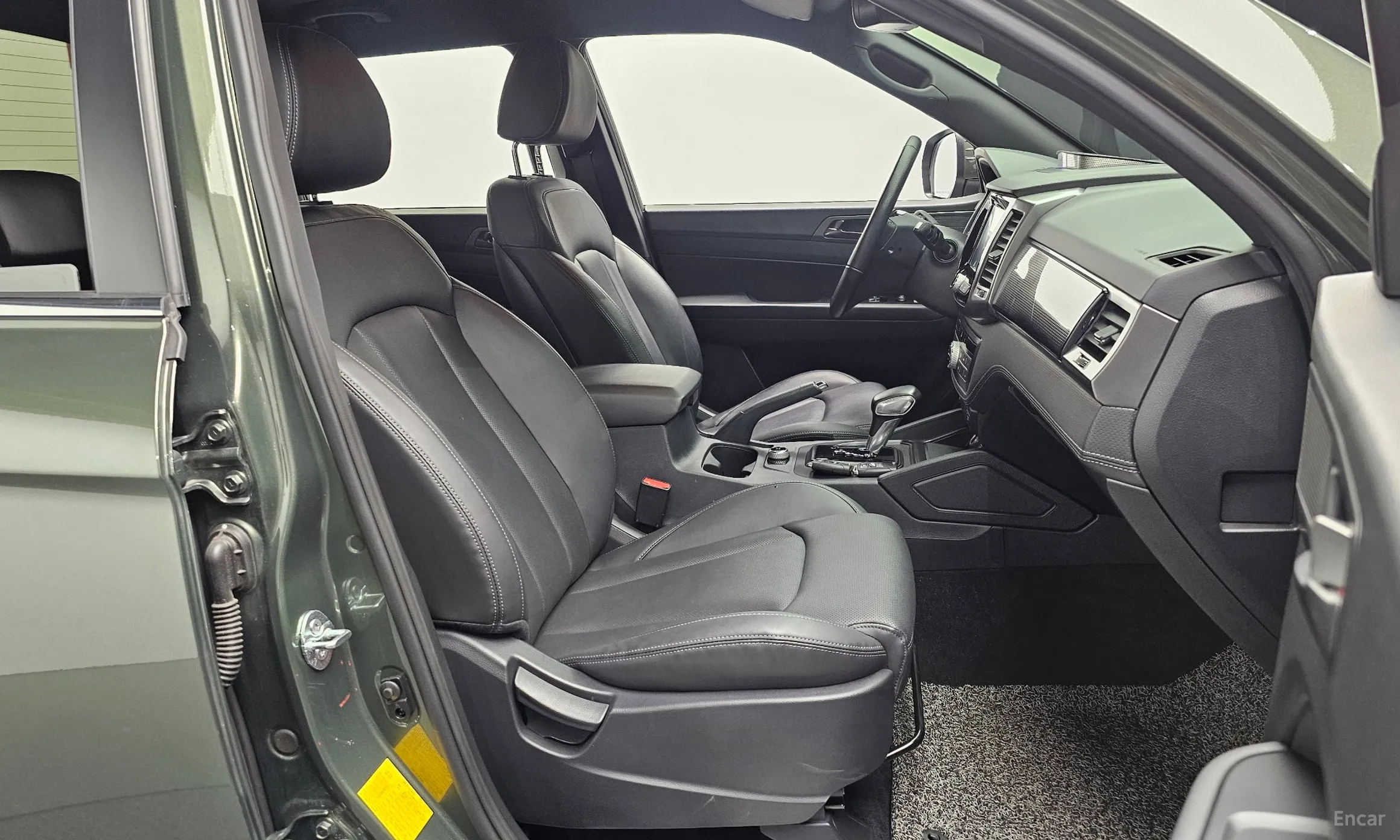 KG Mobility (SsangYong) Rexton Sports Khan превью 10