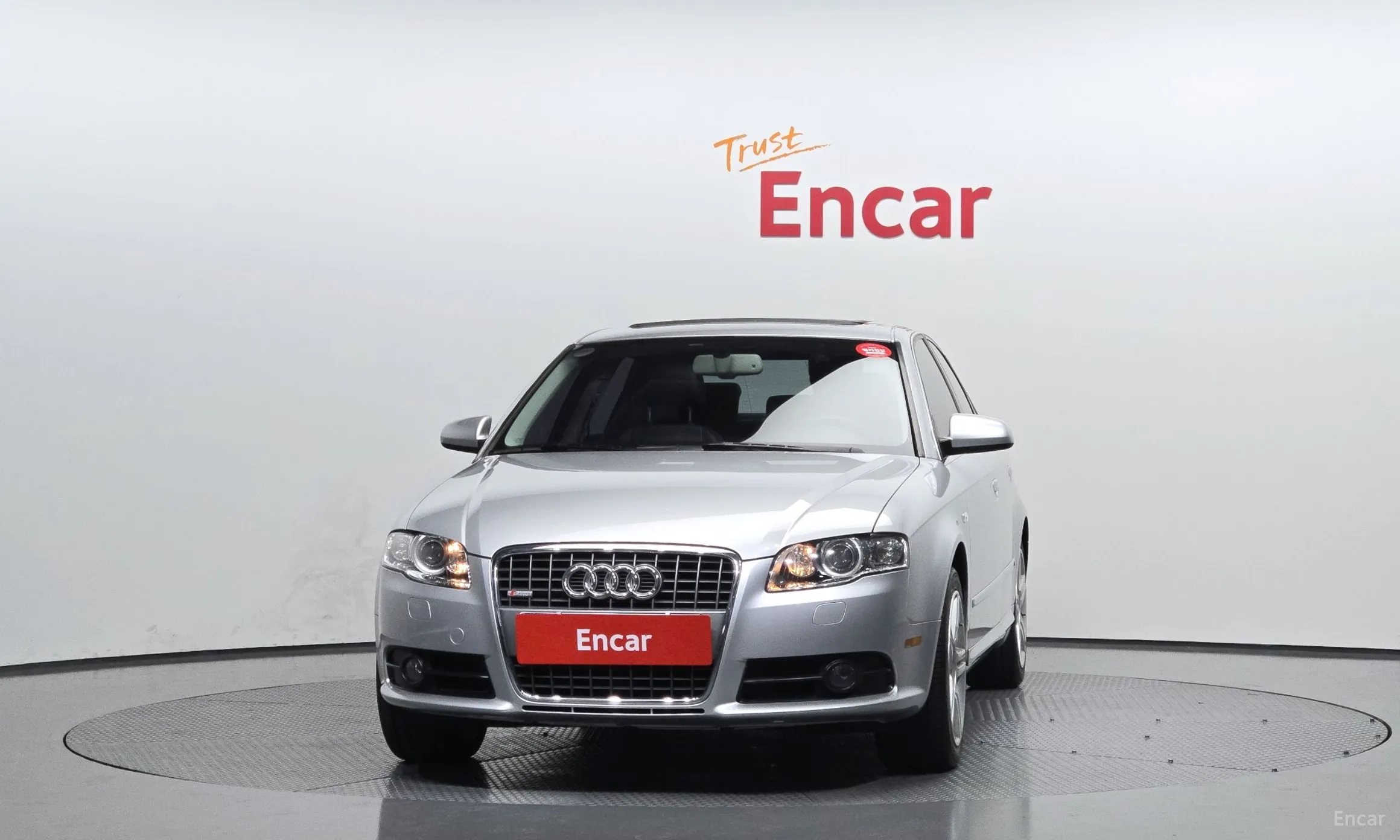 Audi New A4 превью 3