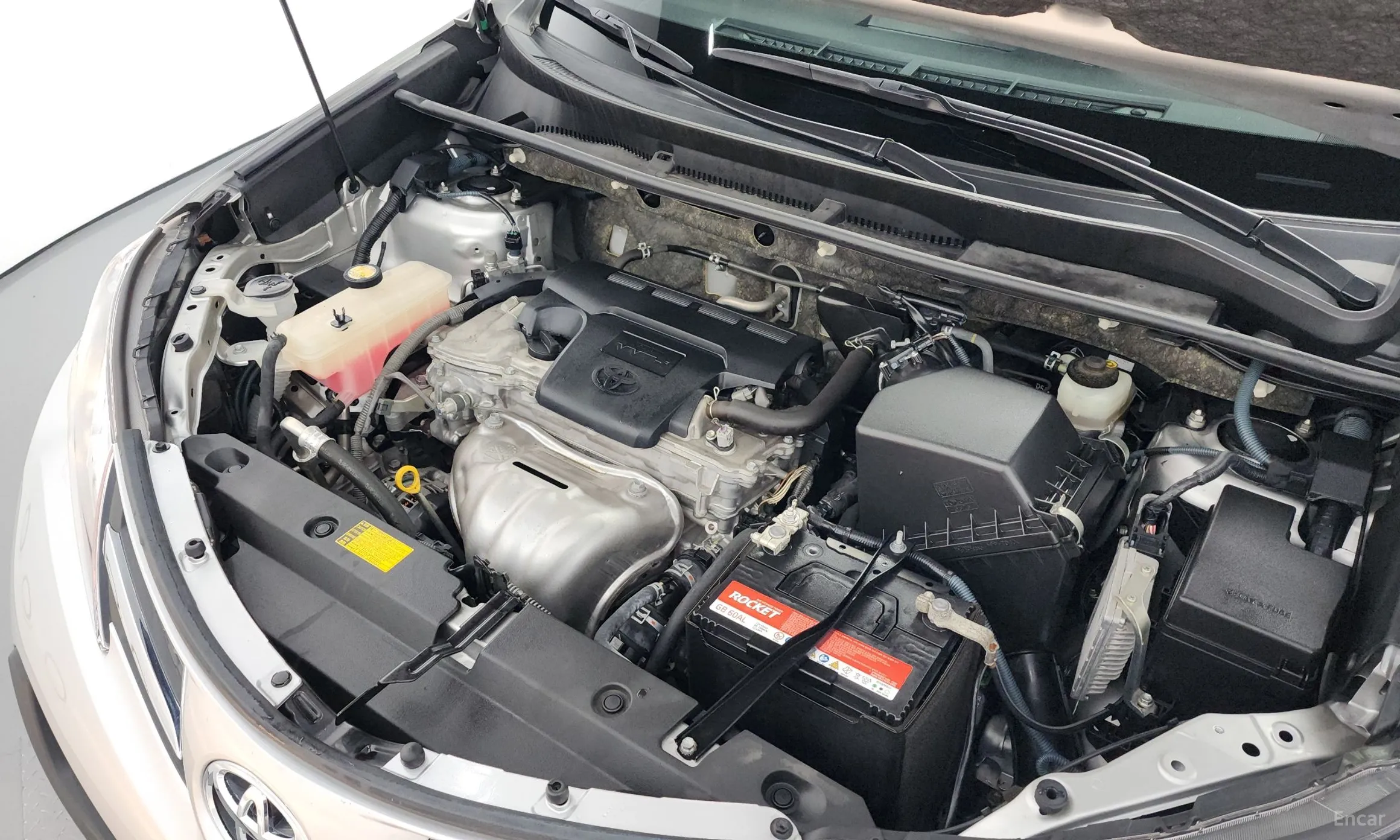 Toyota RAV4 превью 6