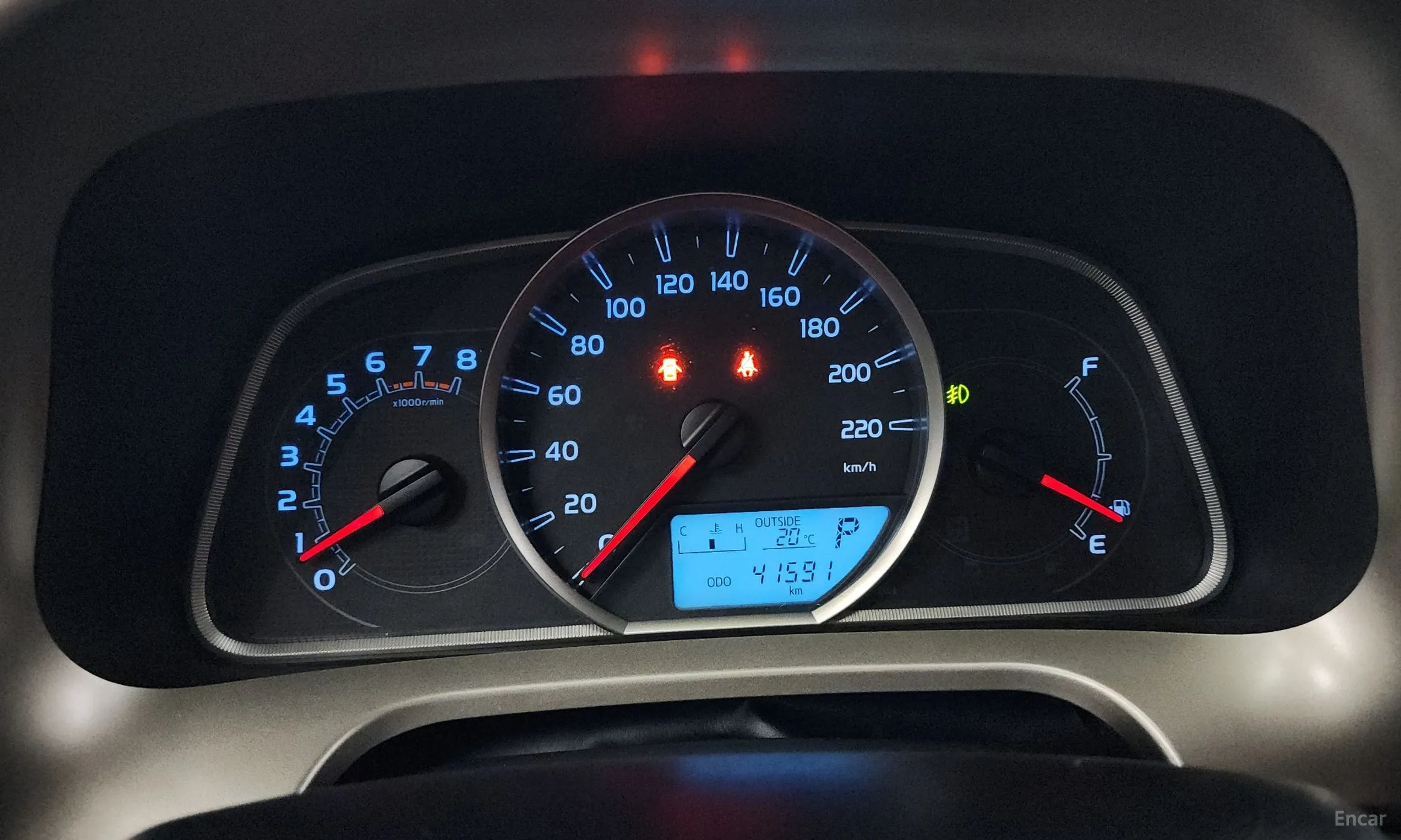 Toyota RAV4 превью 8