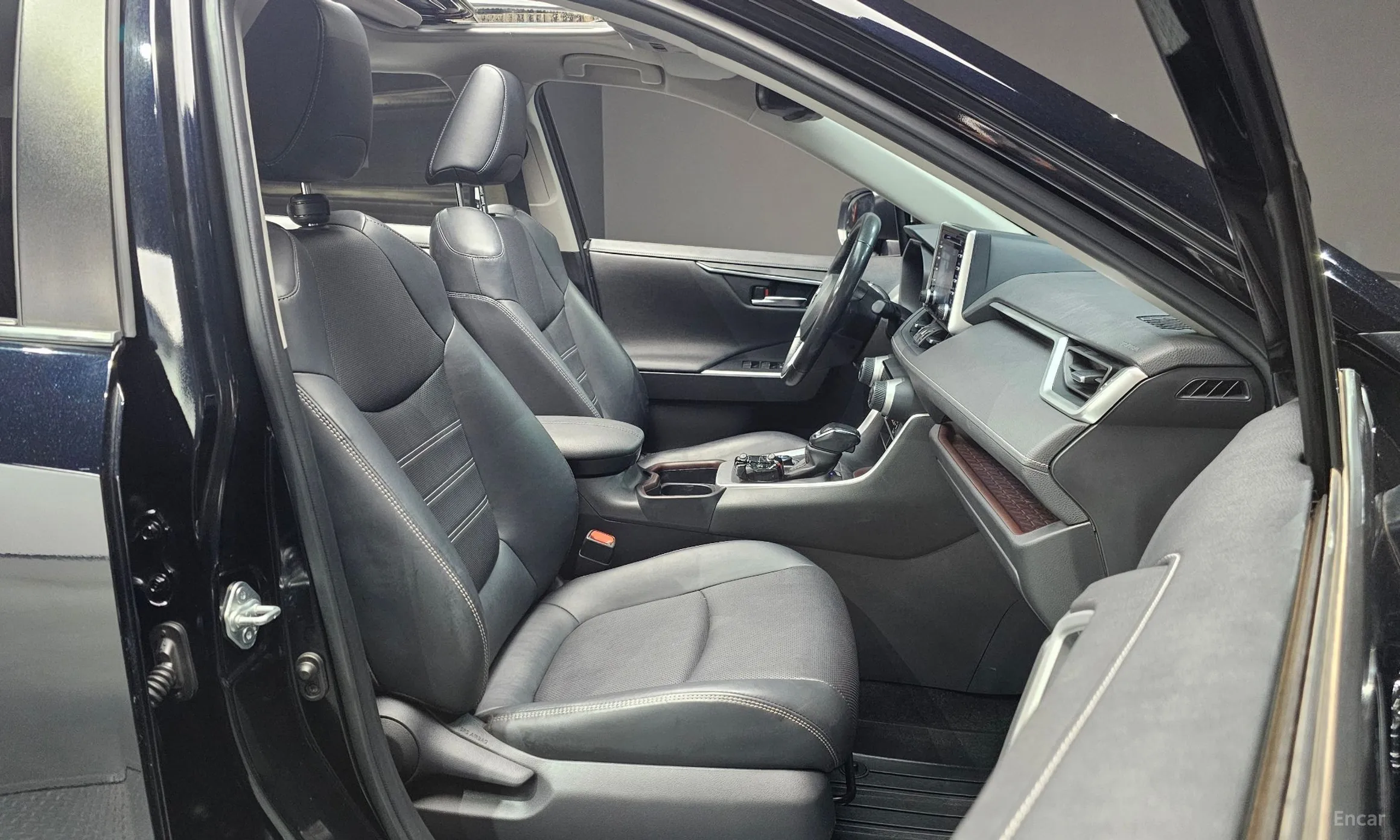 Toyota RAV4 5th Generation превью 10