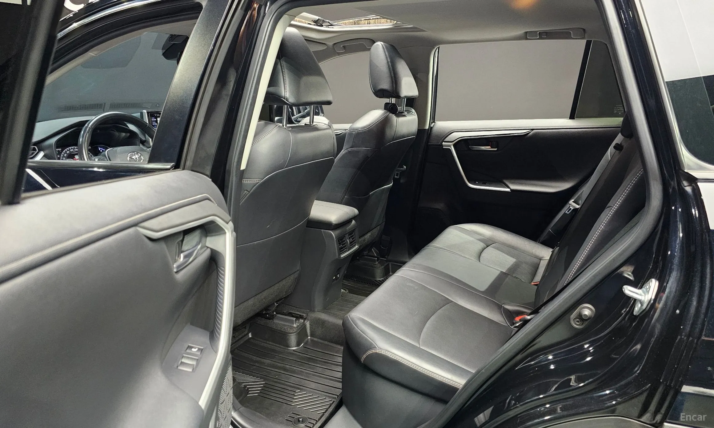 Toyota RAV4 5th Generation превью 12