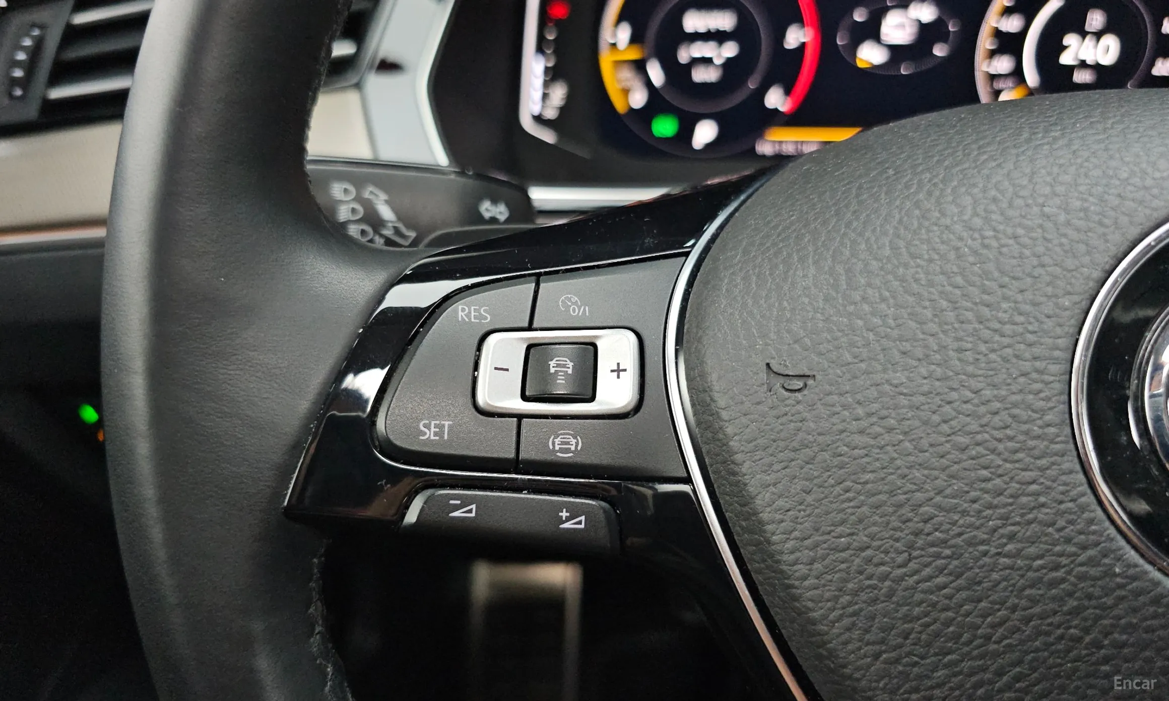 Volkswagen Ateon превью 18