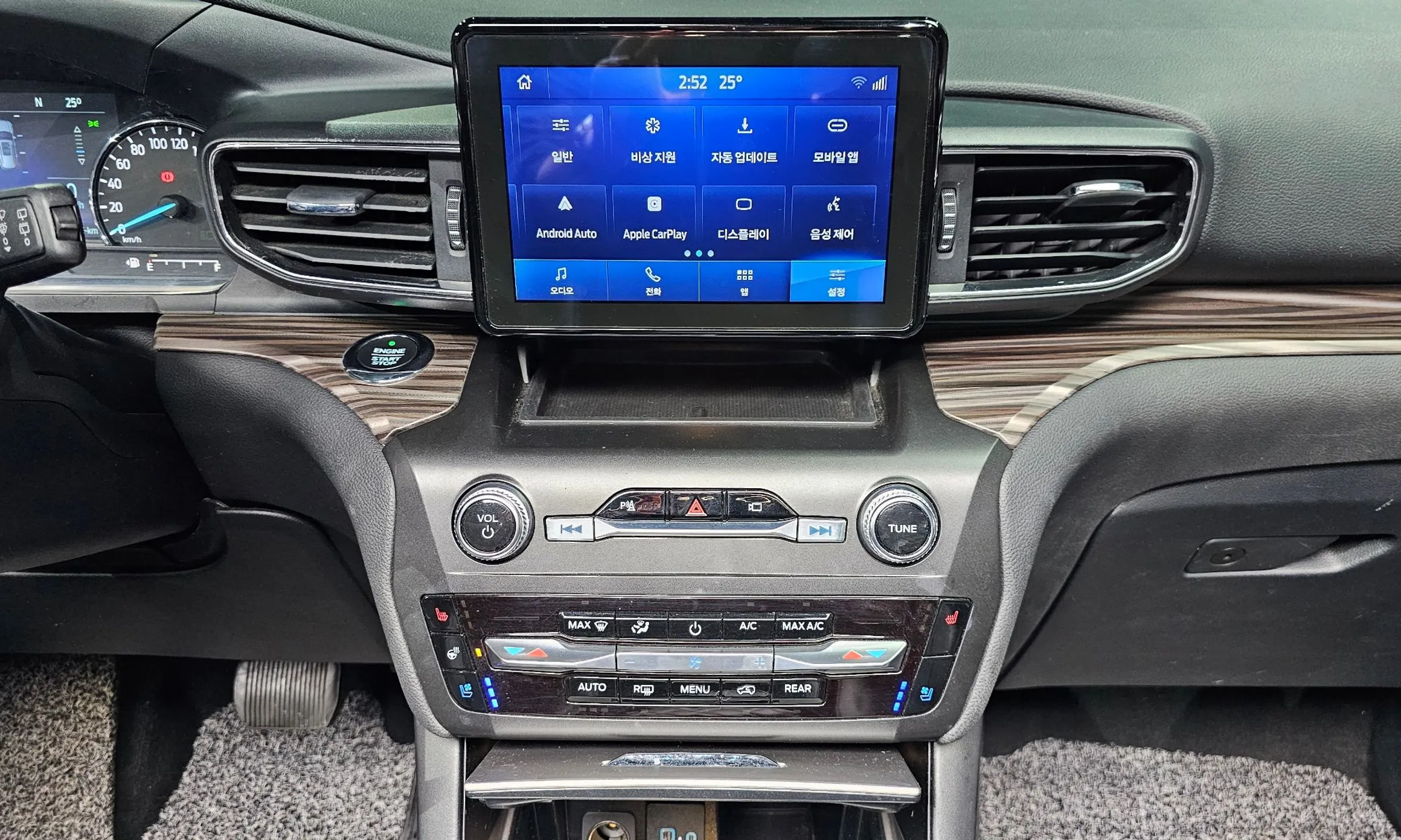 Ford Explorer 6th Generation превью 14
