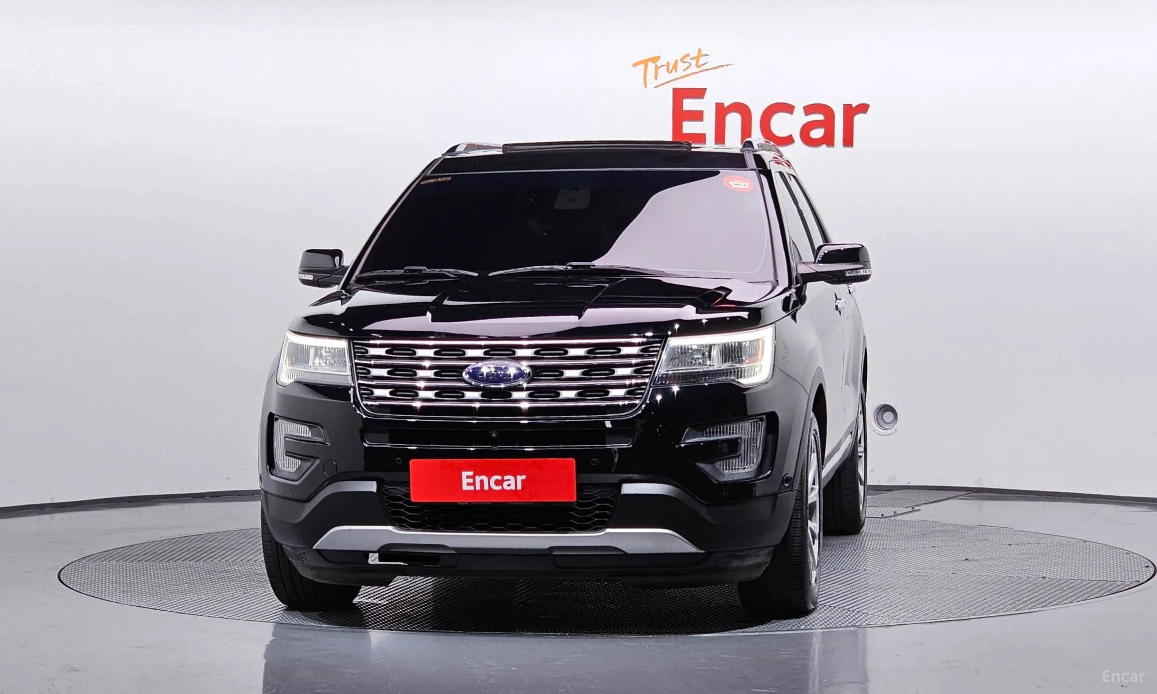 Ford Explorer превью 3