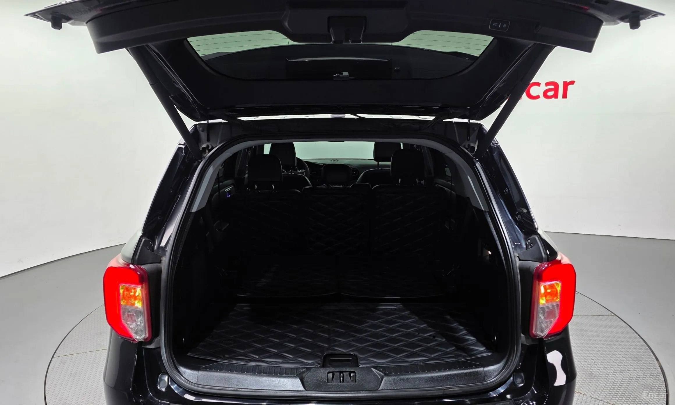 Ford Explorer 6th Generation превью 20