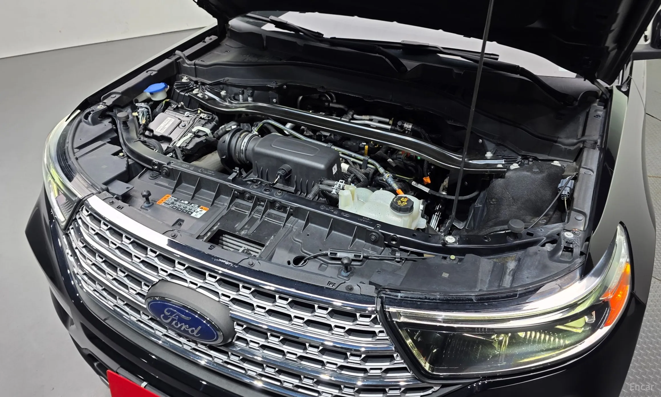 Ford Explorer 6th Generation превью 6