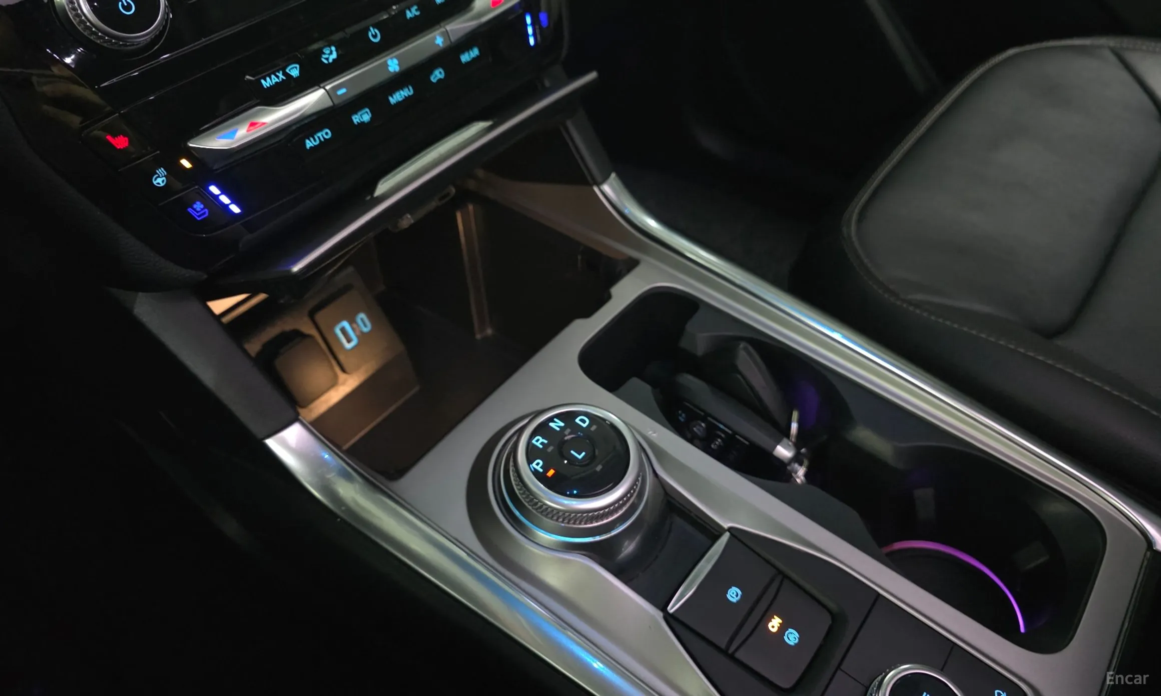 Ford Explorer 6th Generation превью 9