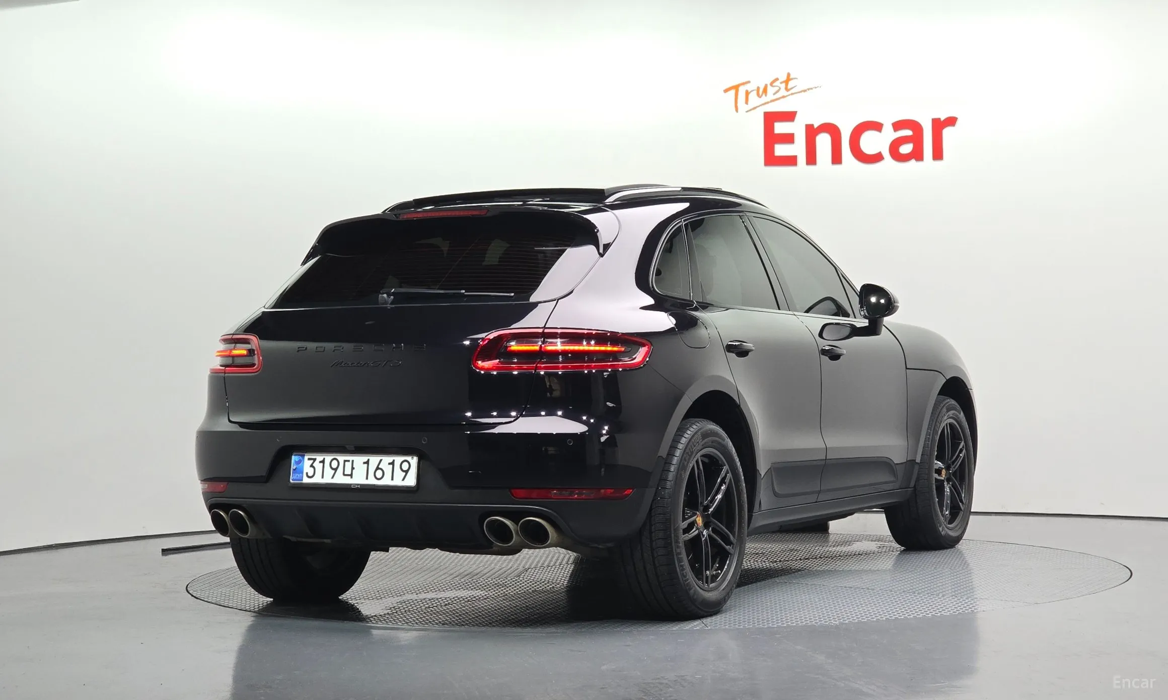 Porsche Macan превью 2