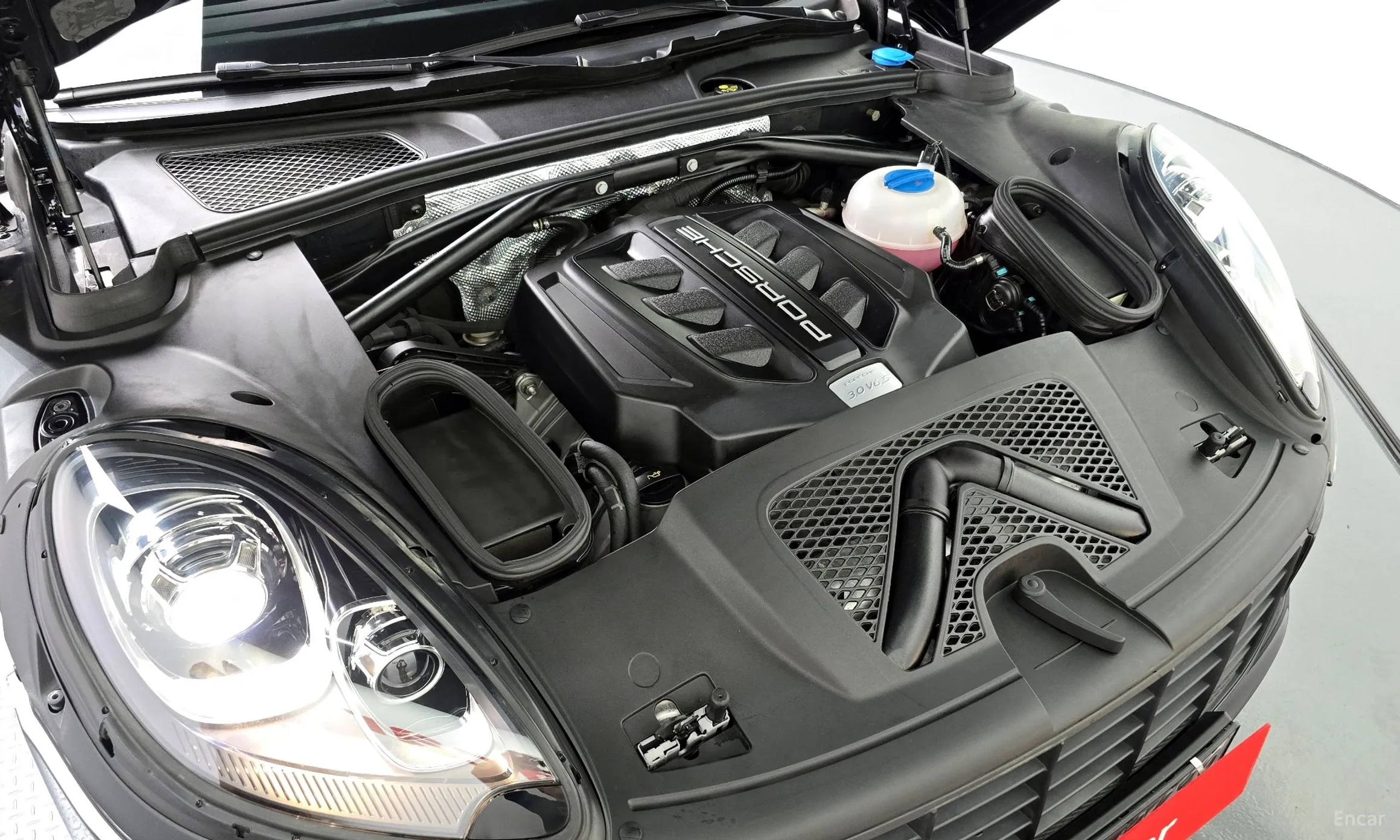 Porsche Macan превью 6
