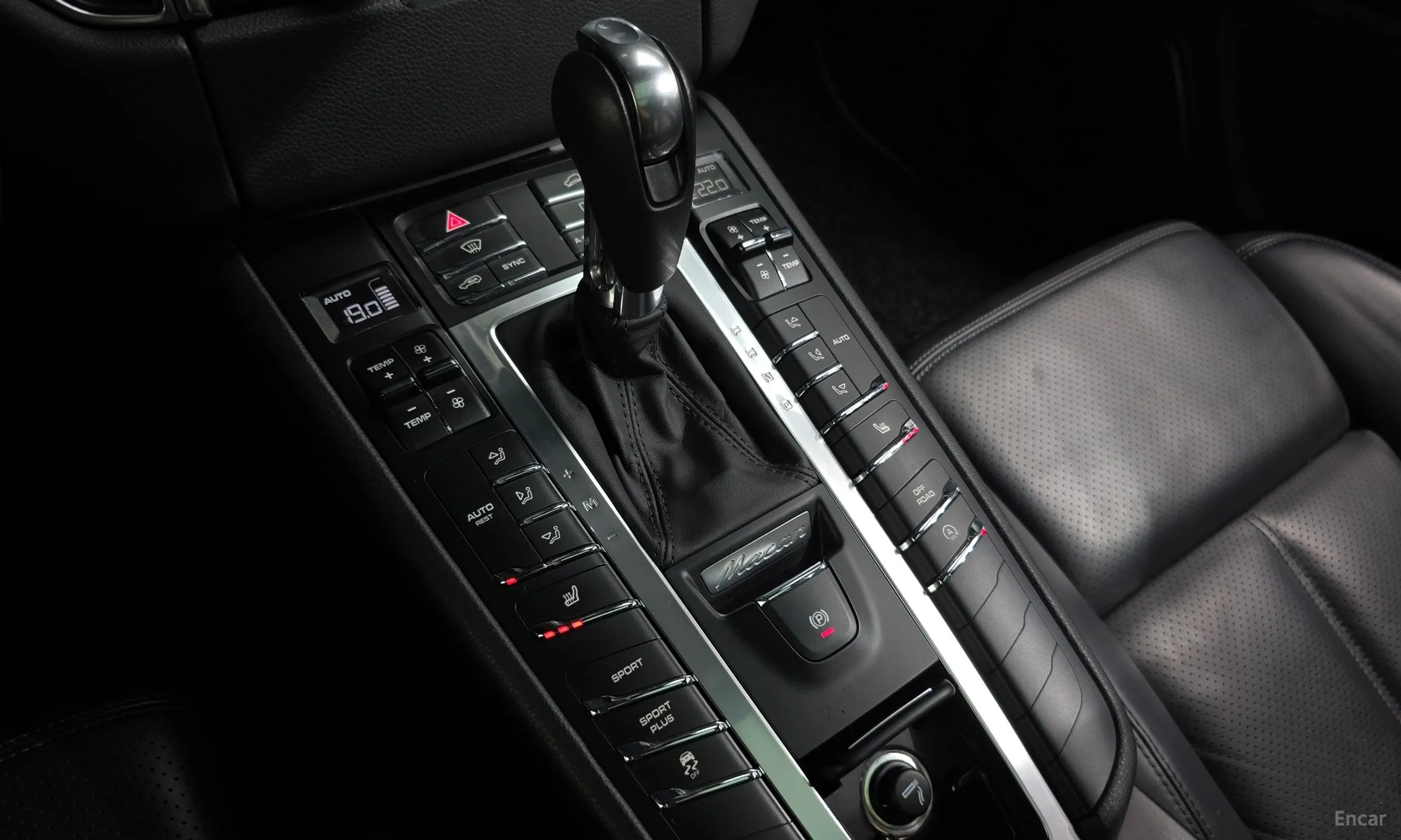 Porsche Macan превью 9