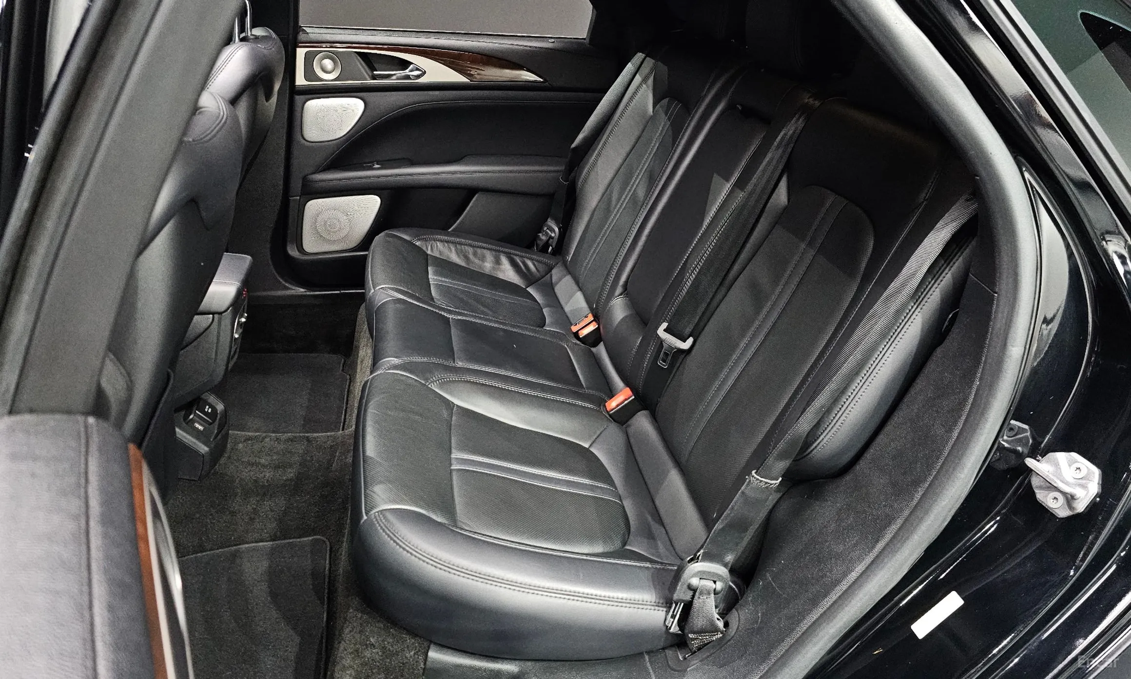 Lincoln New MKZ превью 12