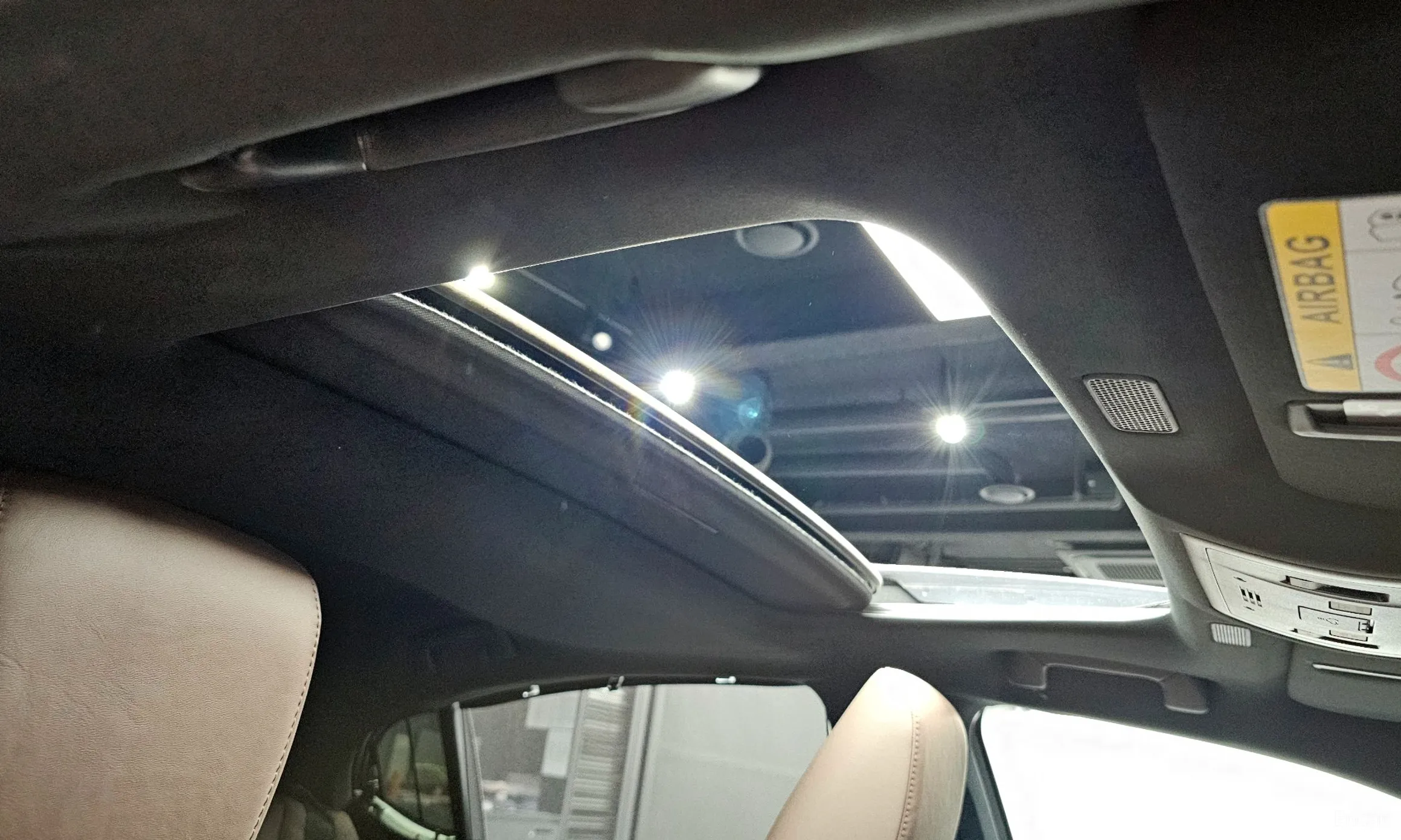 Lexus ES300h 7th Generation превью 18