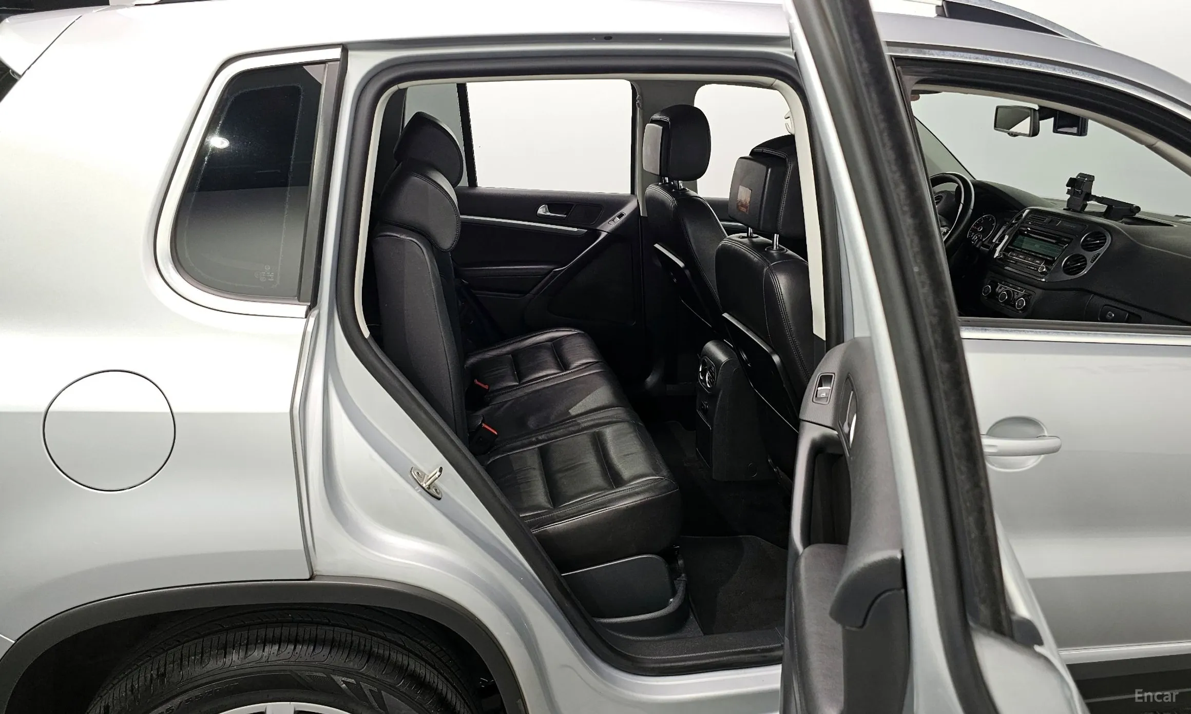 Volkswagen New Tiguan превью 13