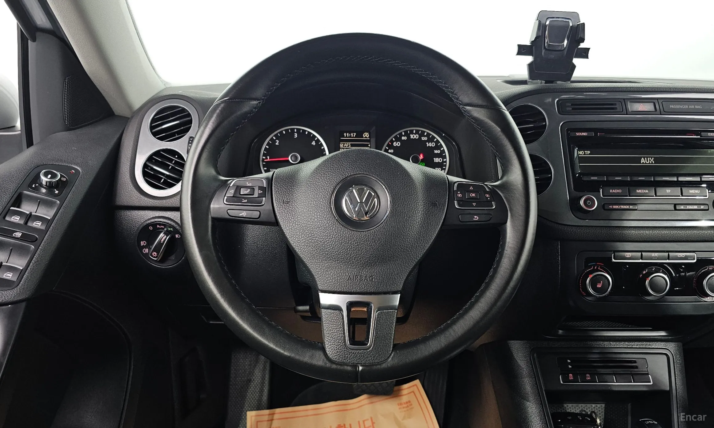 Volkswagen New Tiguan превью 16