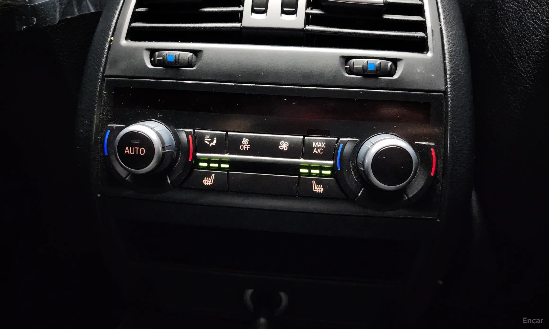 BMW 5 Series (F10) превью 18