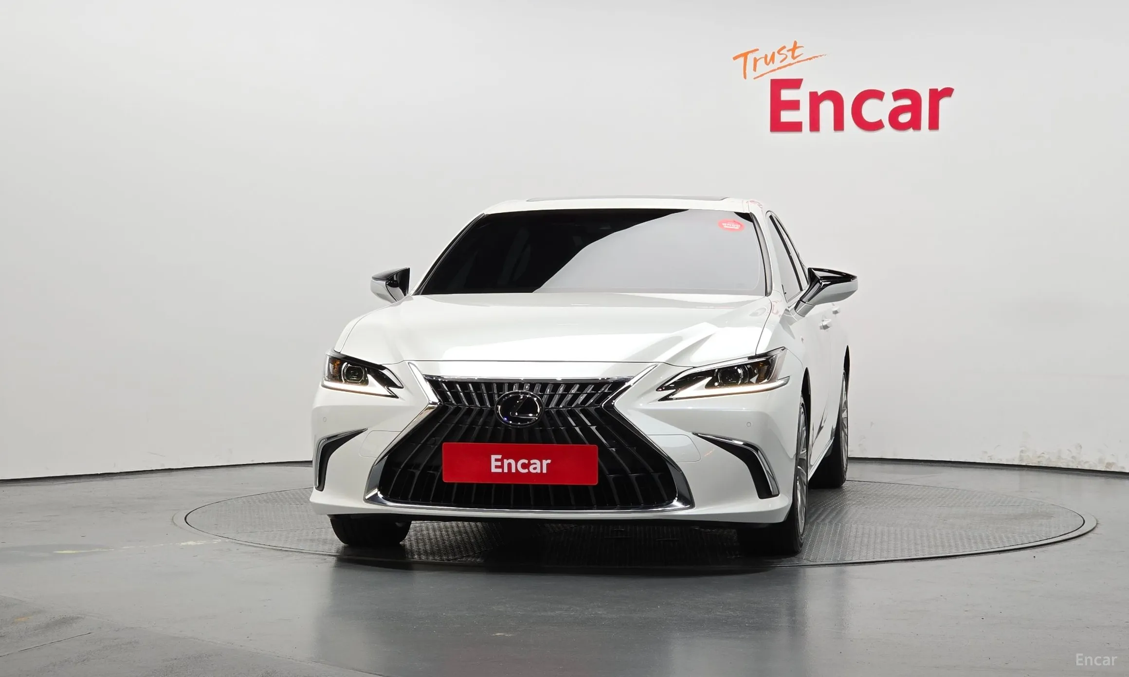 Lexus ES300h 7th Generation превью 3