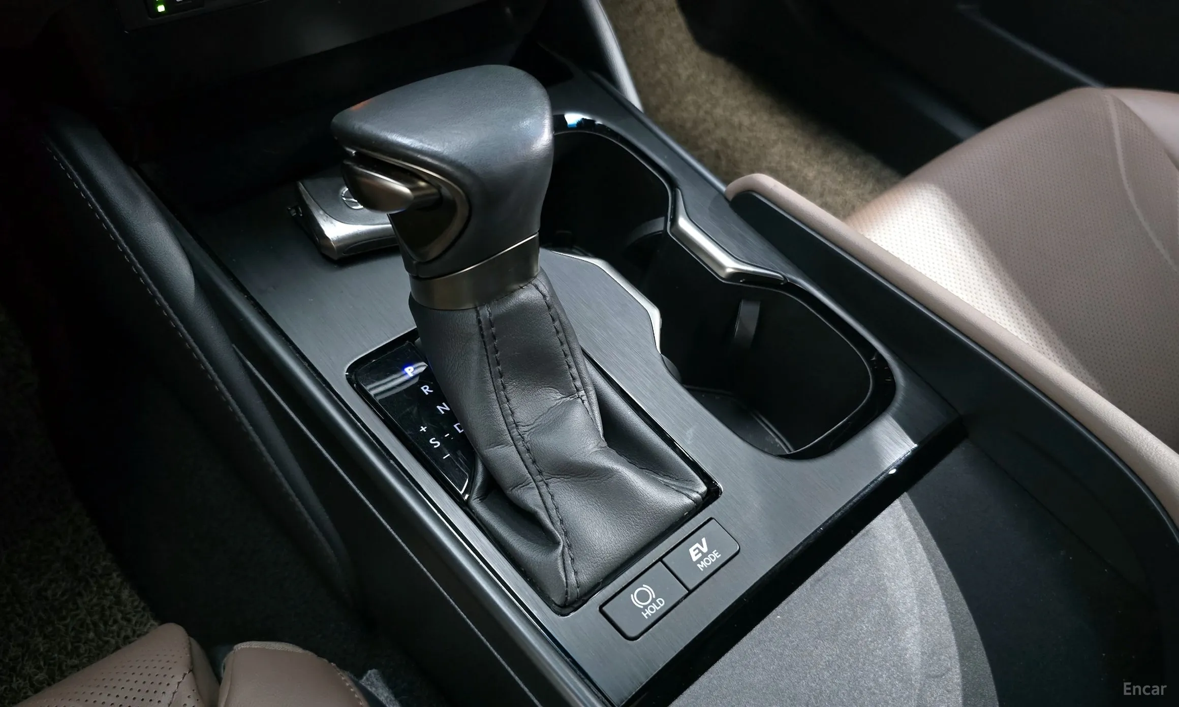 Lexus ES300h 7th Generation превью 9