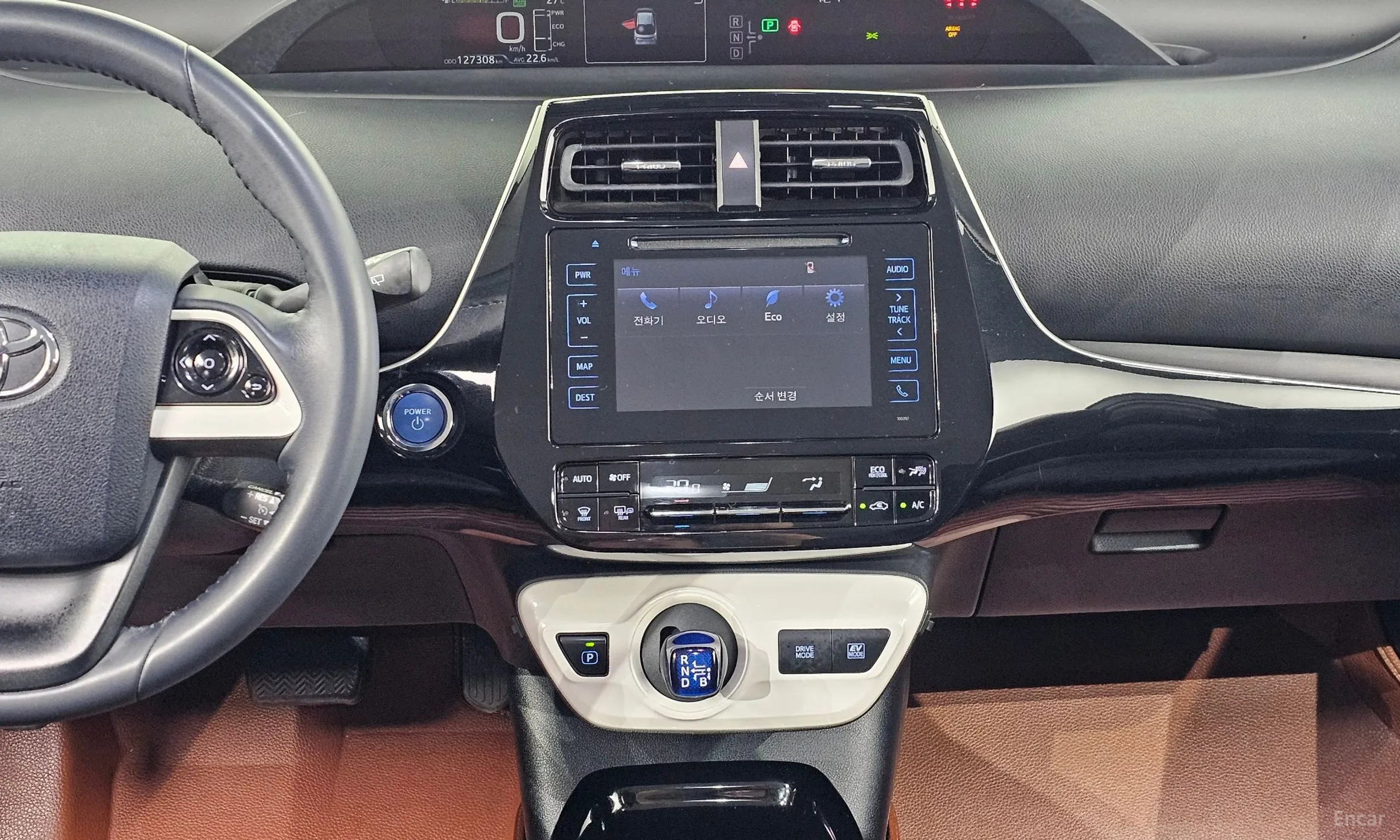 Toyota Prius 4th Generation превью 13