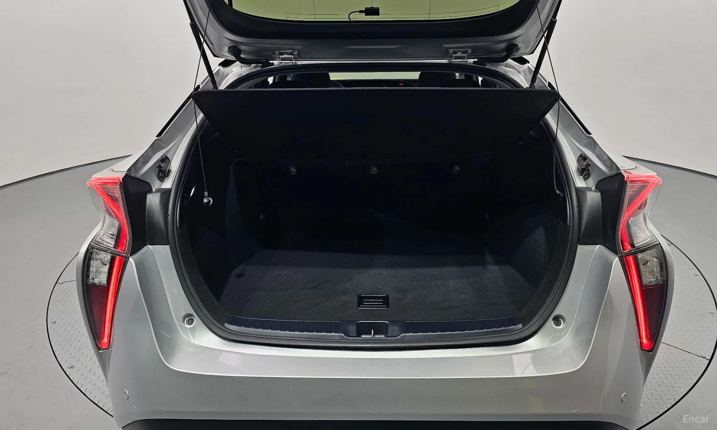 Toyota Prius 4th Generation превью 20