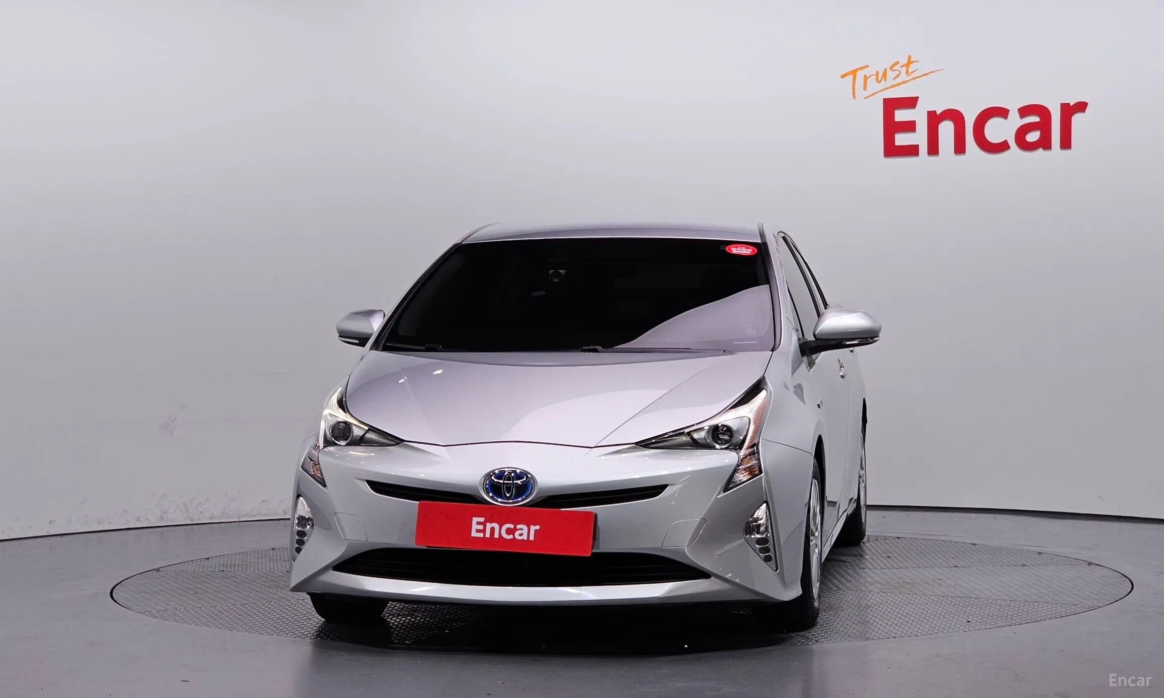 Toyota Prius 4th Generation превью 3