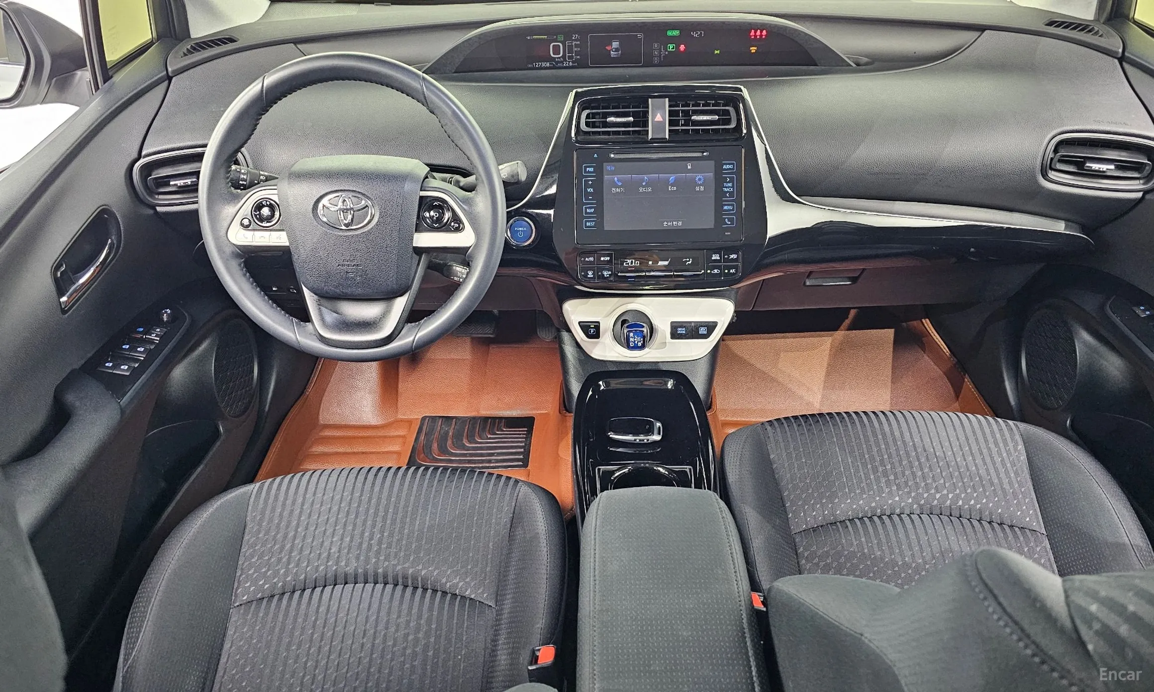 Toyota Prius 4th Generation превью 7