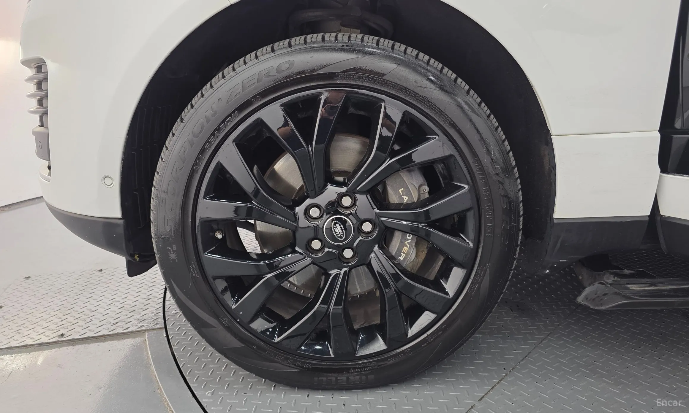 Land Rover Range Rover 4th Generation превью 5