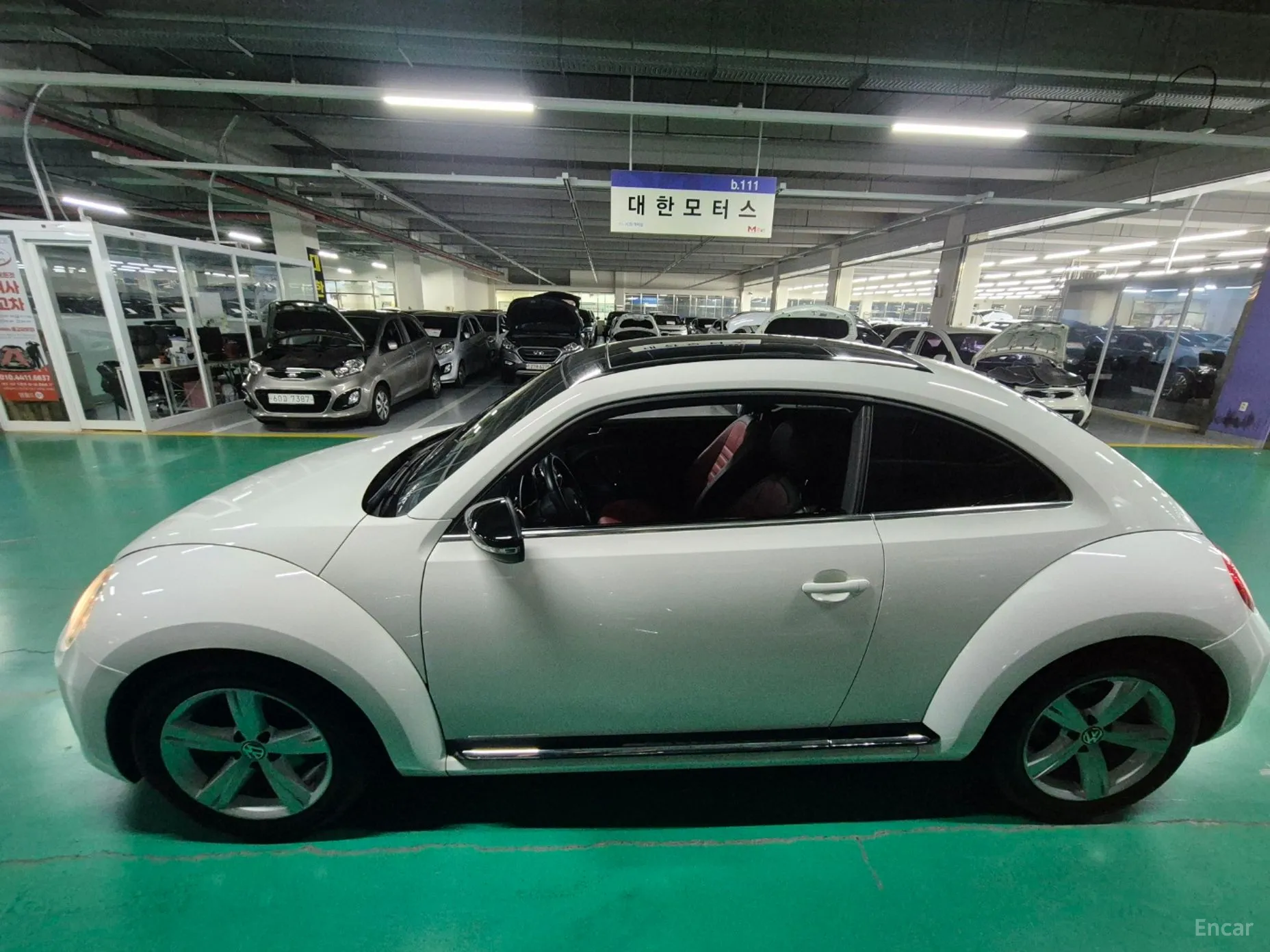 Volkswagen The Beetle превью 4