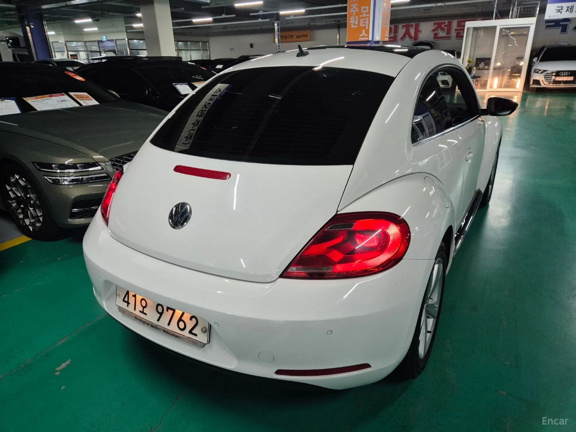 Volkswagen The Beetle превью 7