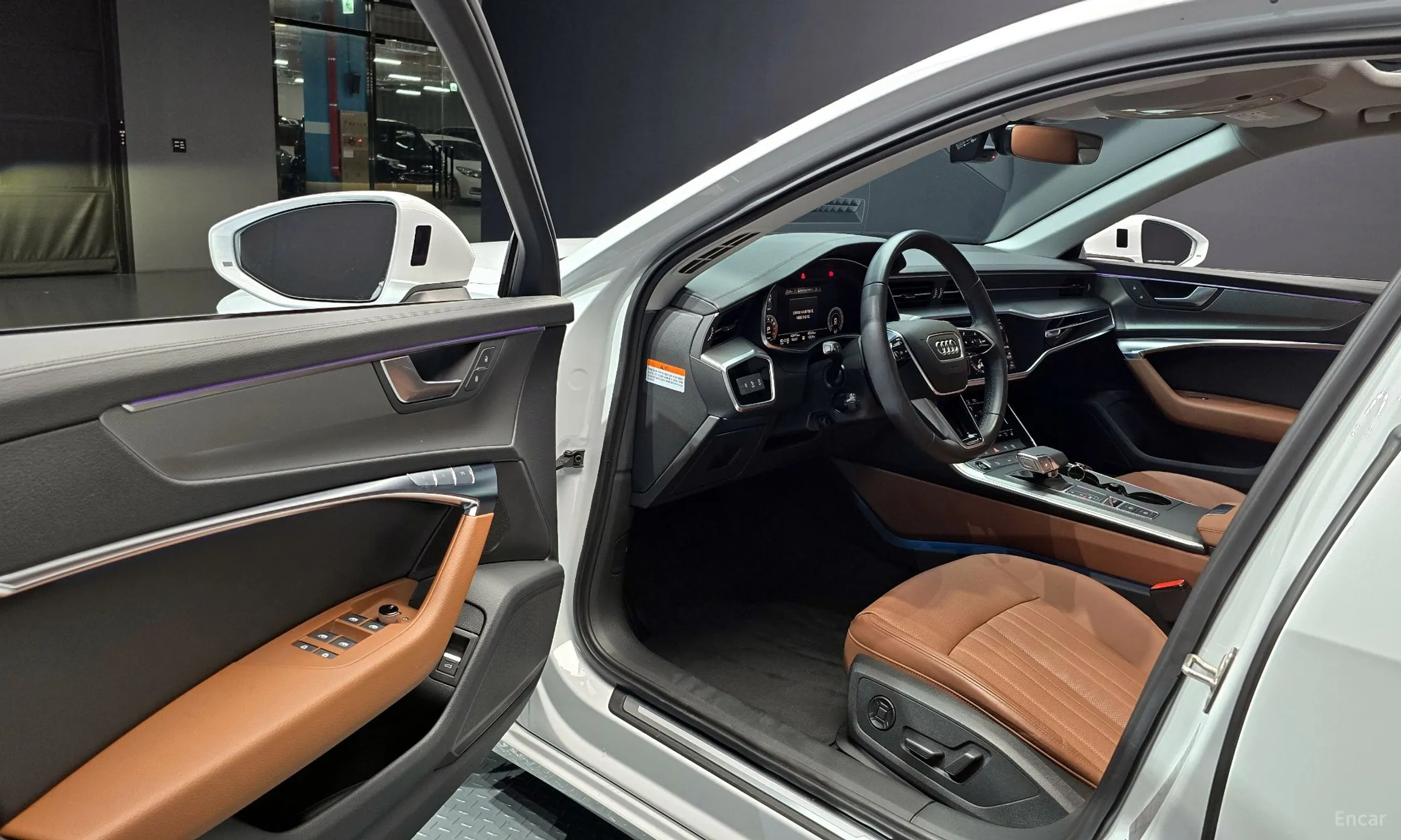 Audi A6 (C8) превью 11