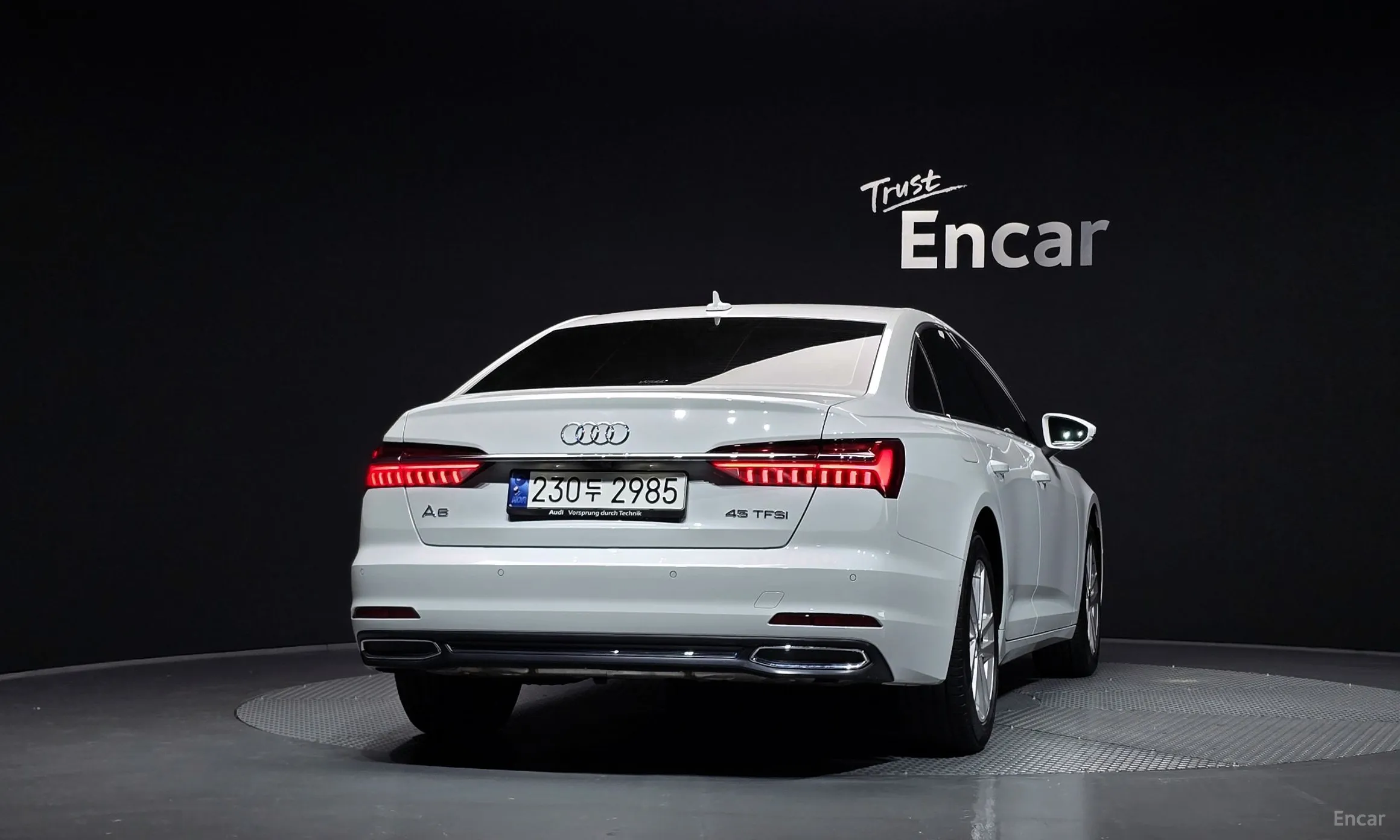 Audi A6 (C8) превью 4