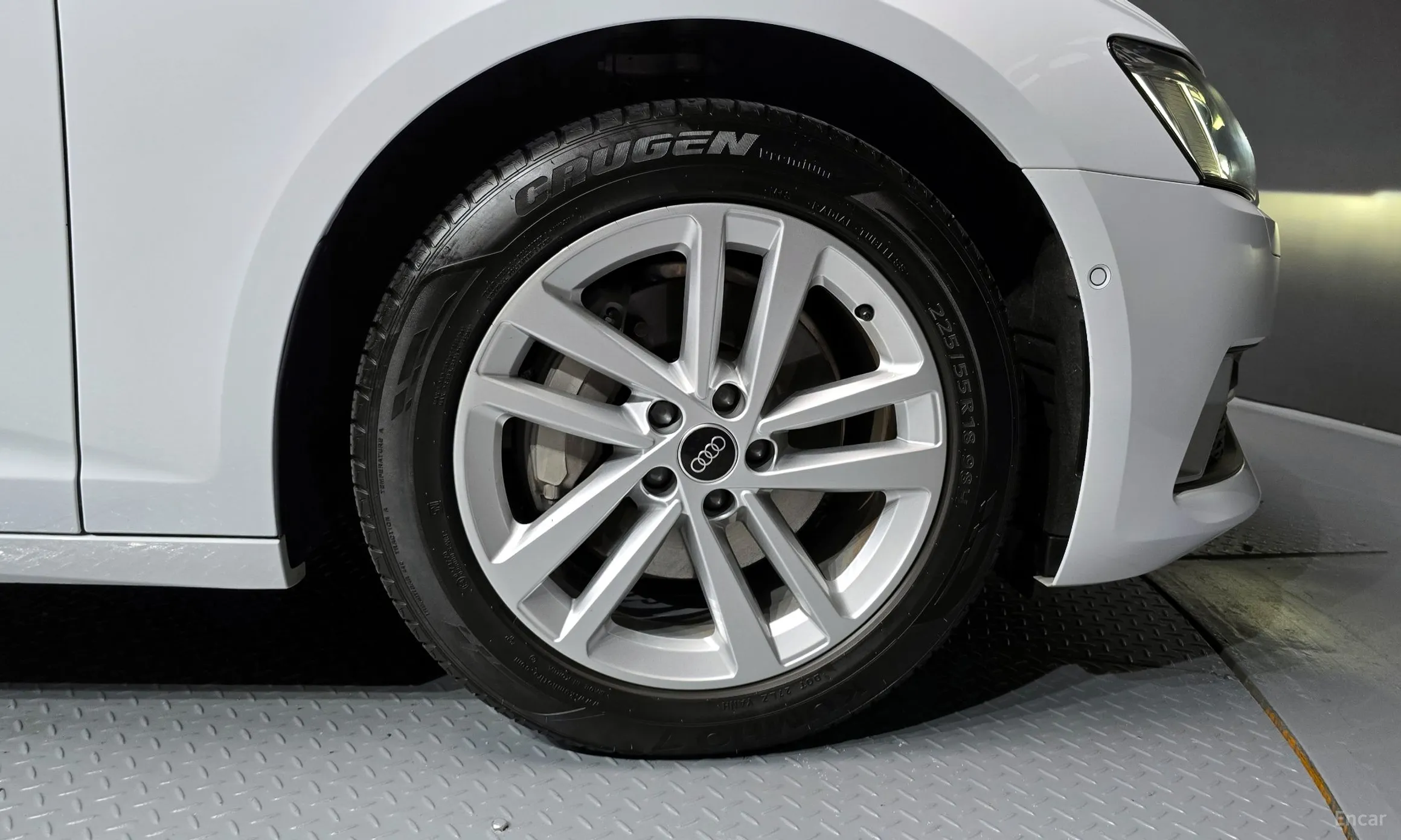 Audi A6 (C8) превью 5
