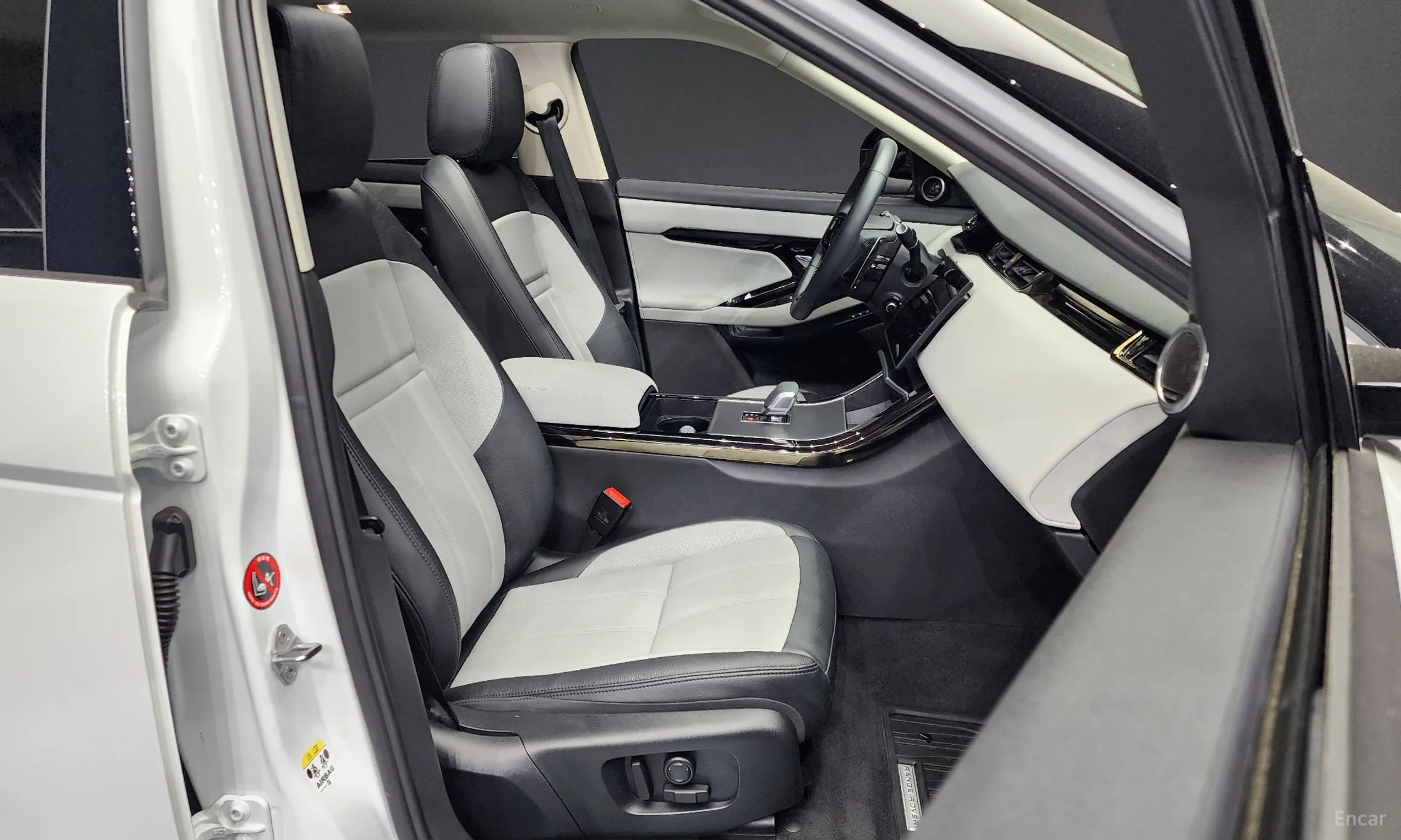 Land Rover Range Rover Evoque 2nd Generation превью 11