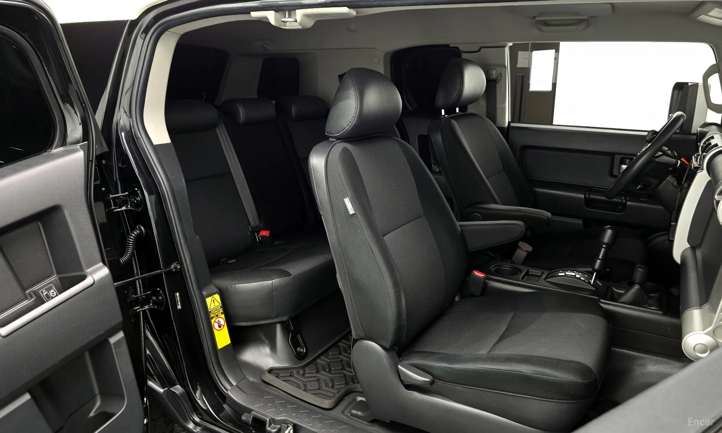 Toyota FJ Cruiser превью 10