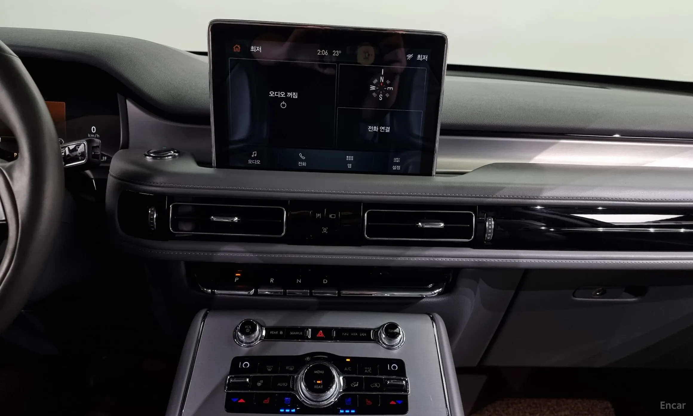 Lincoln Aviator 2nd Generation превью 14