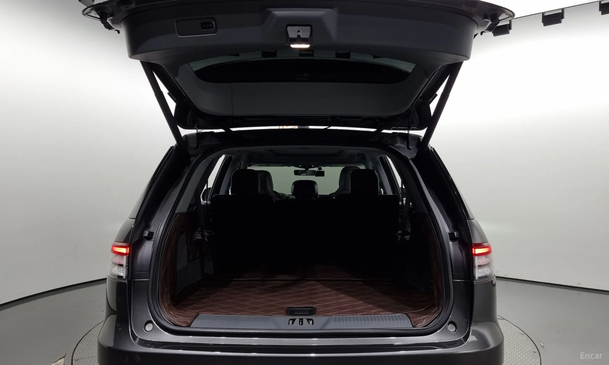 Lincoln Aviator 2nd Generation превью 20