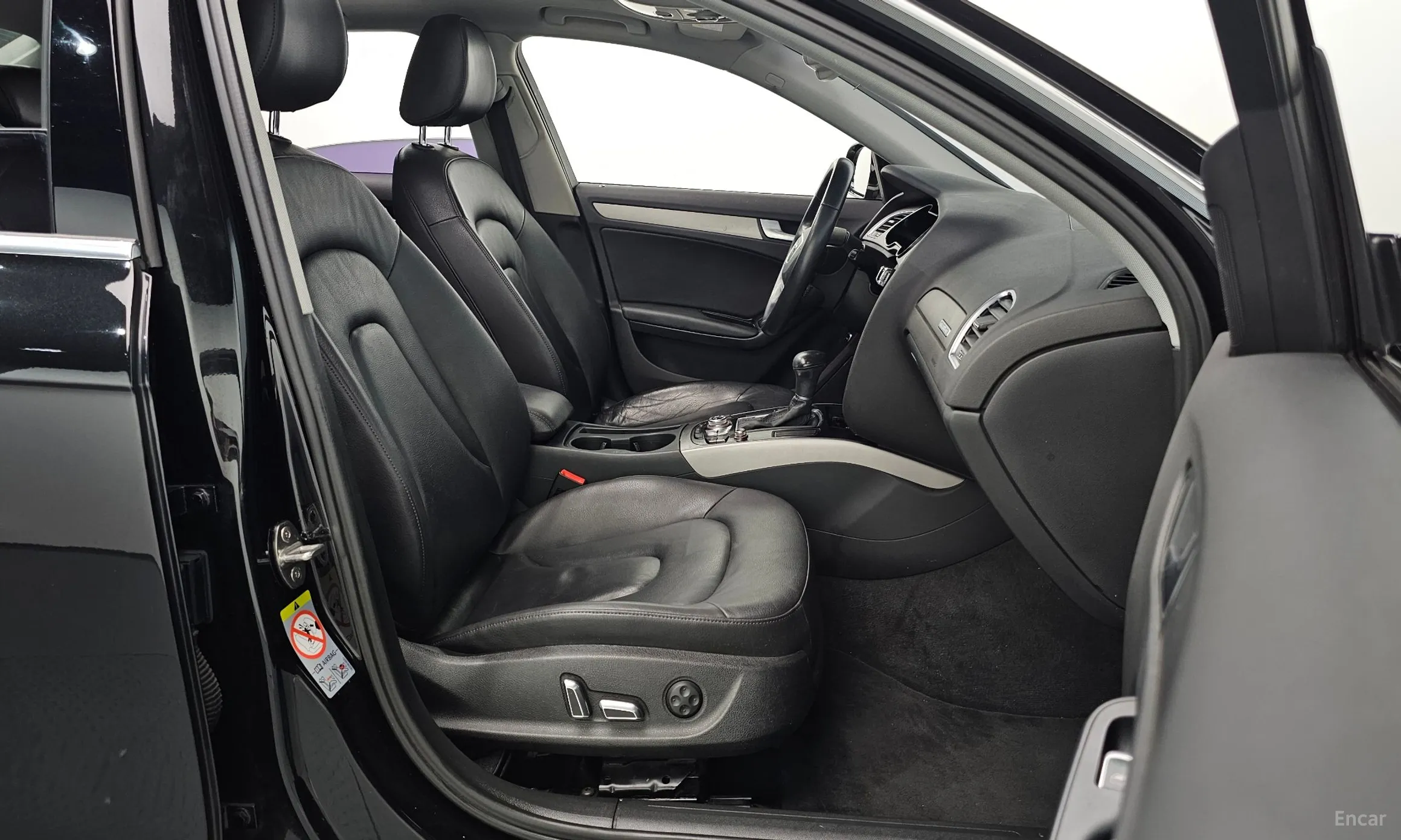 Audi New A4 превью 10